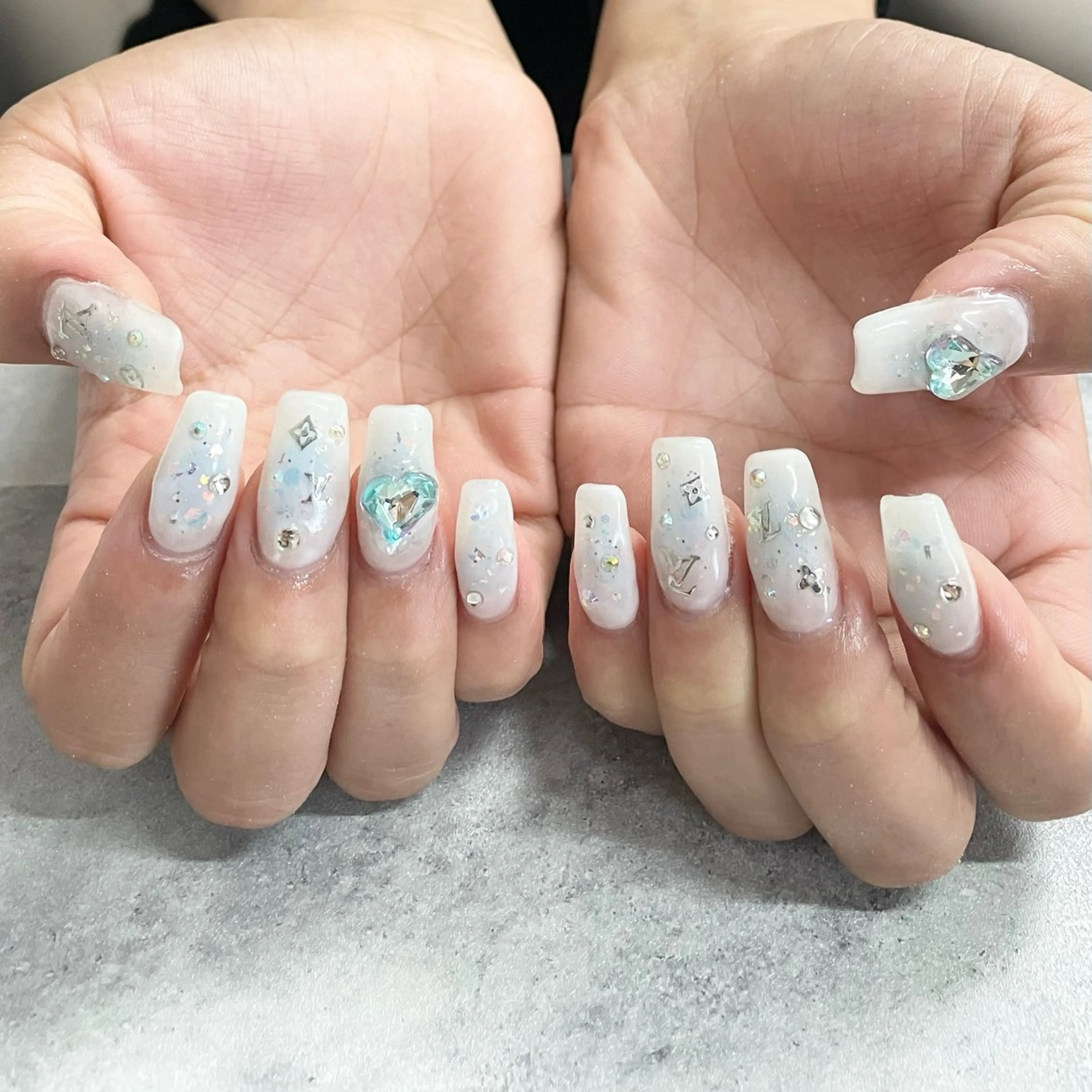 ネイル FELICE ﾌｪﾘｰﾁｪのネイルデザイン