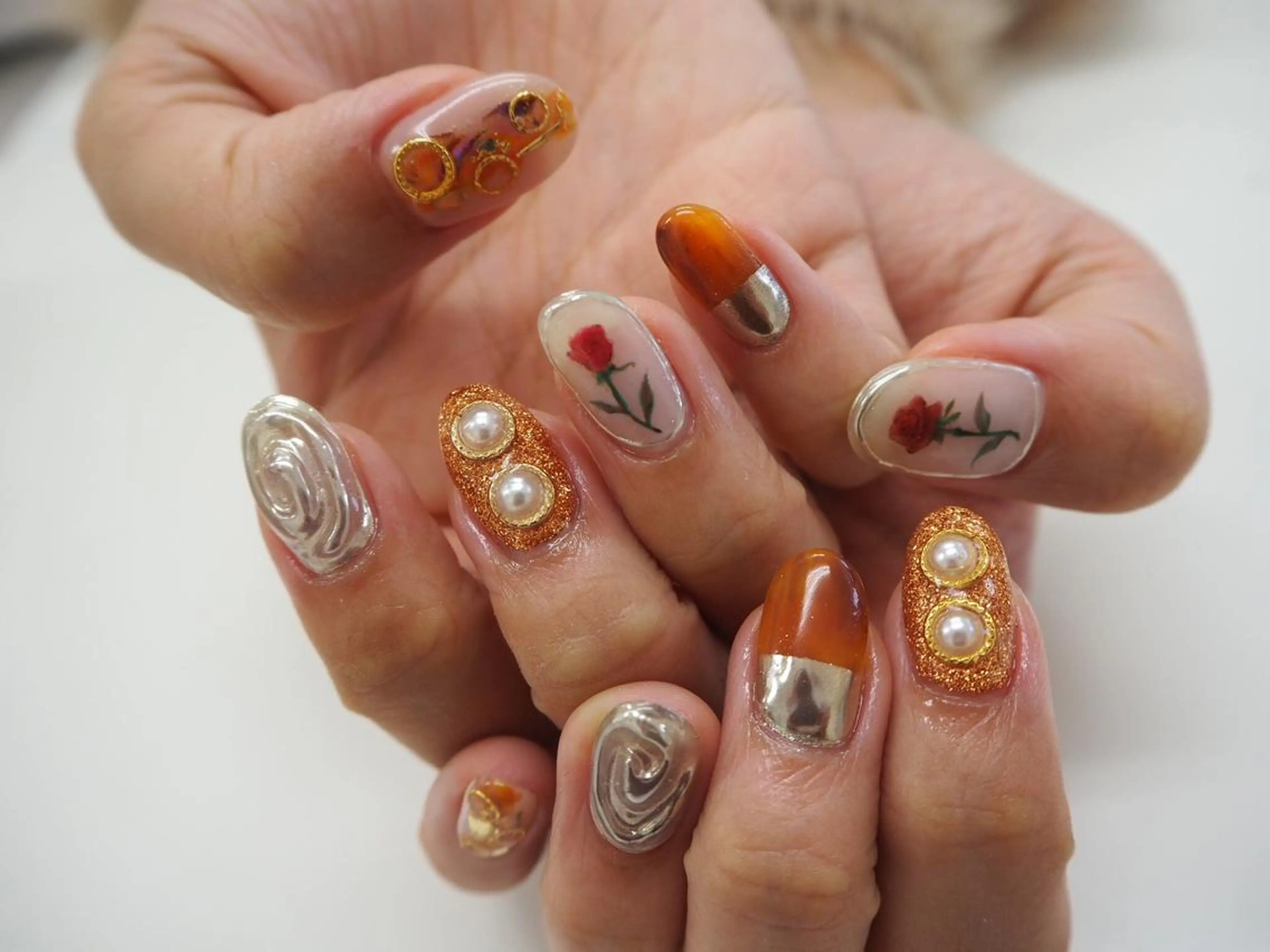 ネイル Hisaka Mikiのネイルデザイン