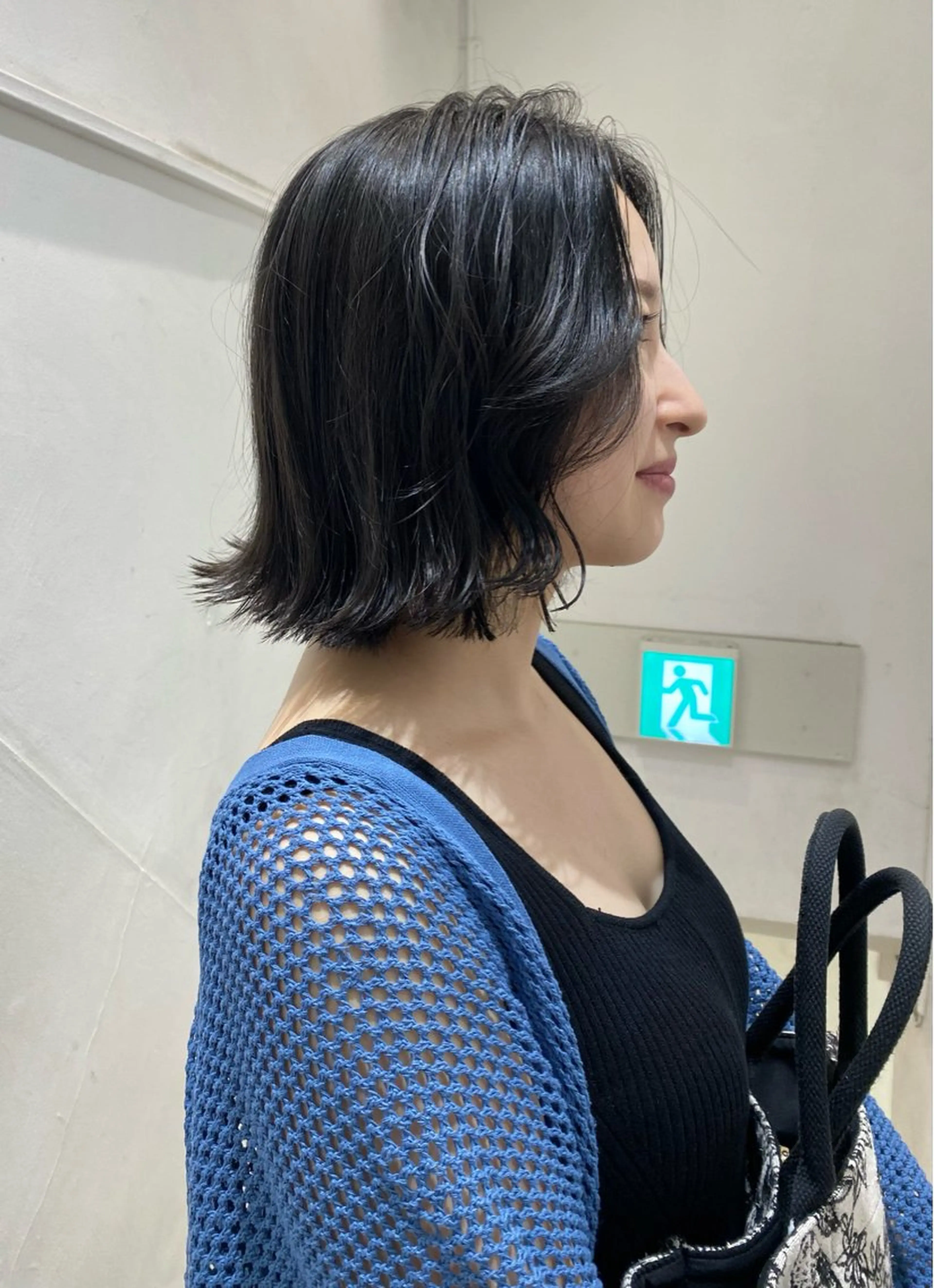 ショート カラー 顔周りカット ✨くびれスタイル✨️ 戸嶋穂乃香のヘアスタイル