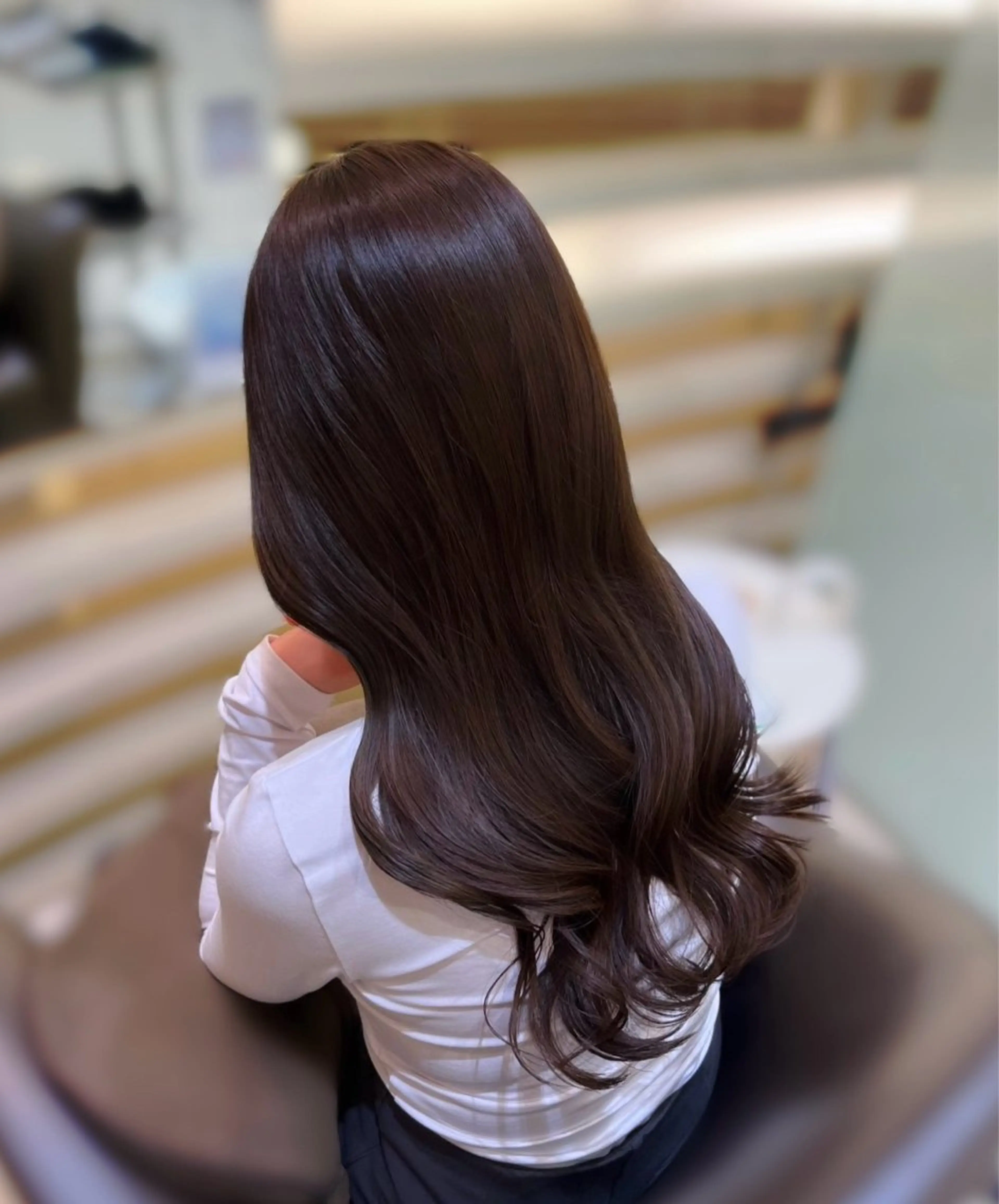 ロング 🫧オリーブカラー/ 酸性縮毛矯正銀座🫧のヘアスタイル