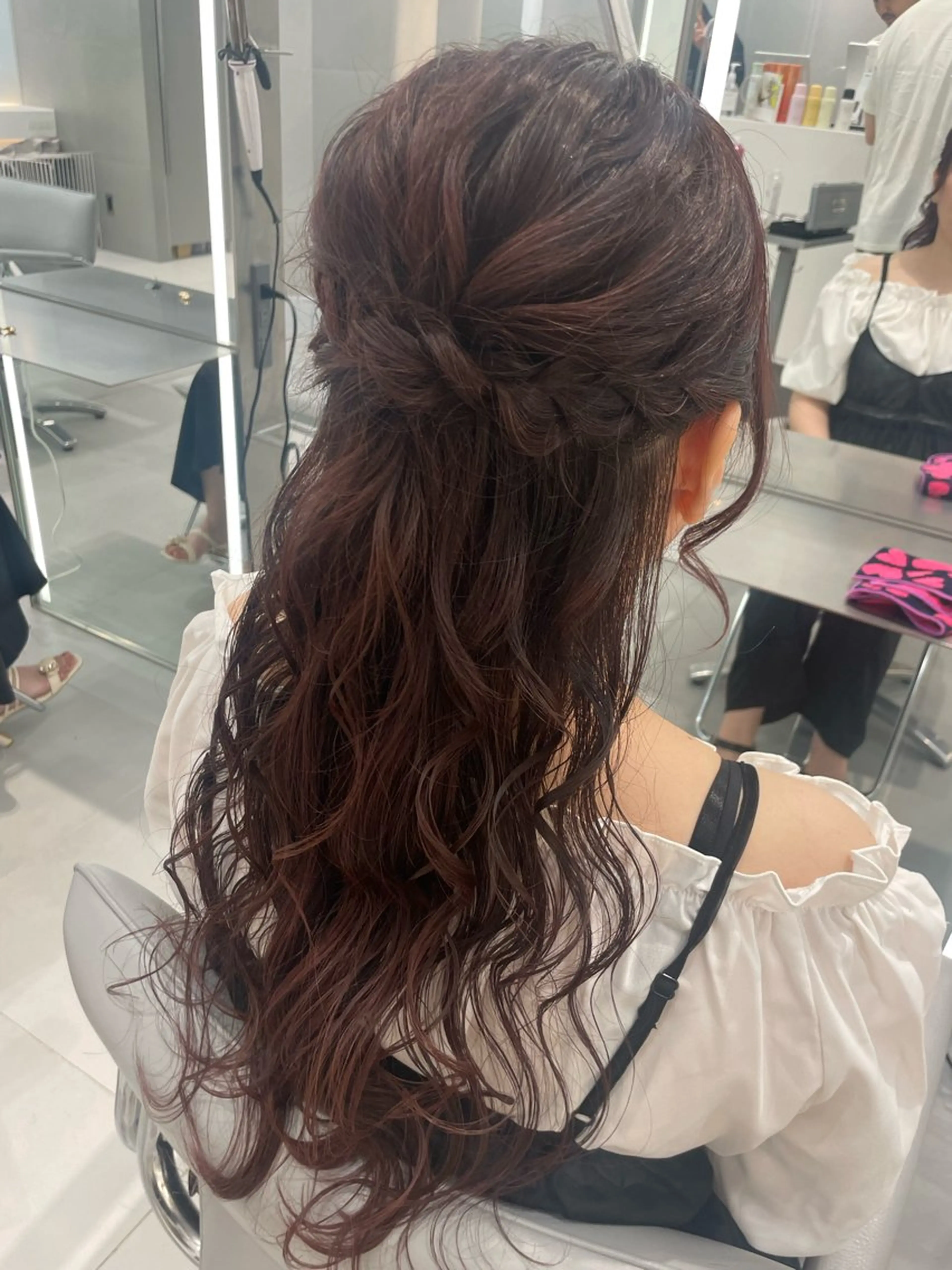 ロング ヘアセット ヘアセット🎀耳つぼ 👂💎MONAMIのヘアスタイル