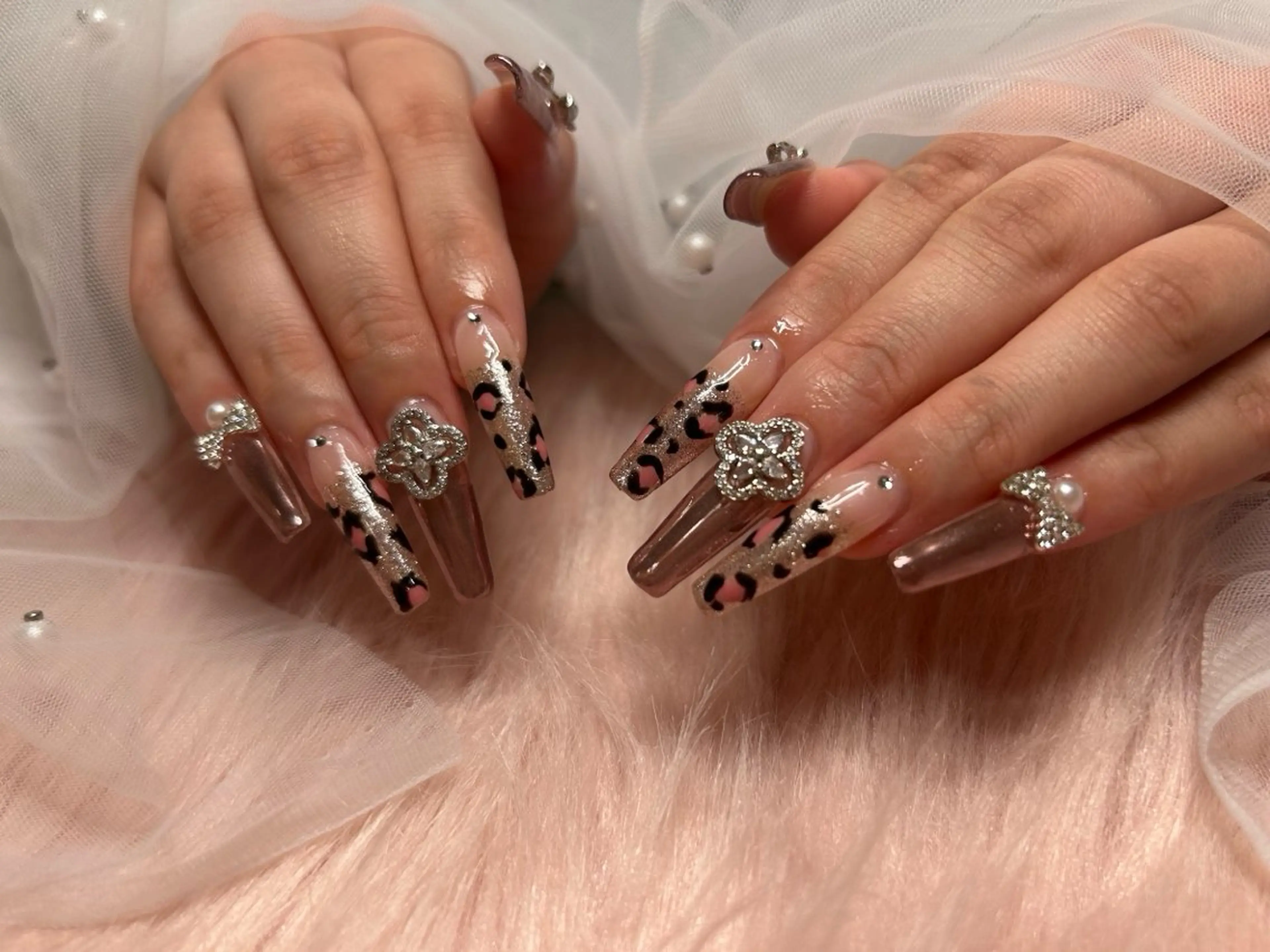 ネイル gerbera roseのネイルデザイン