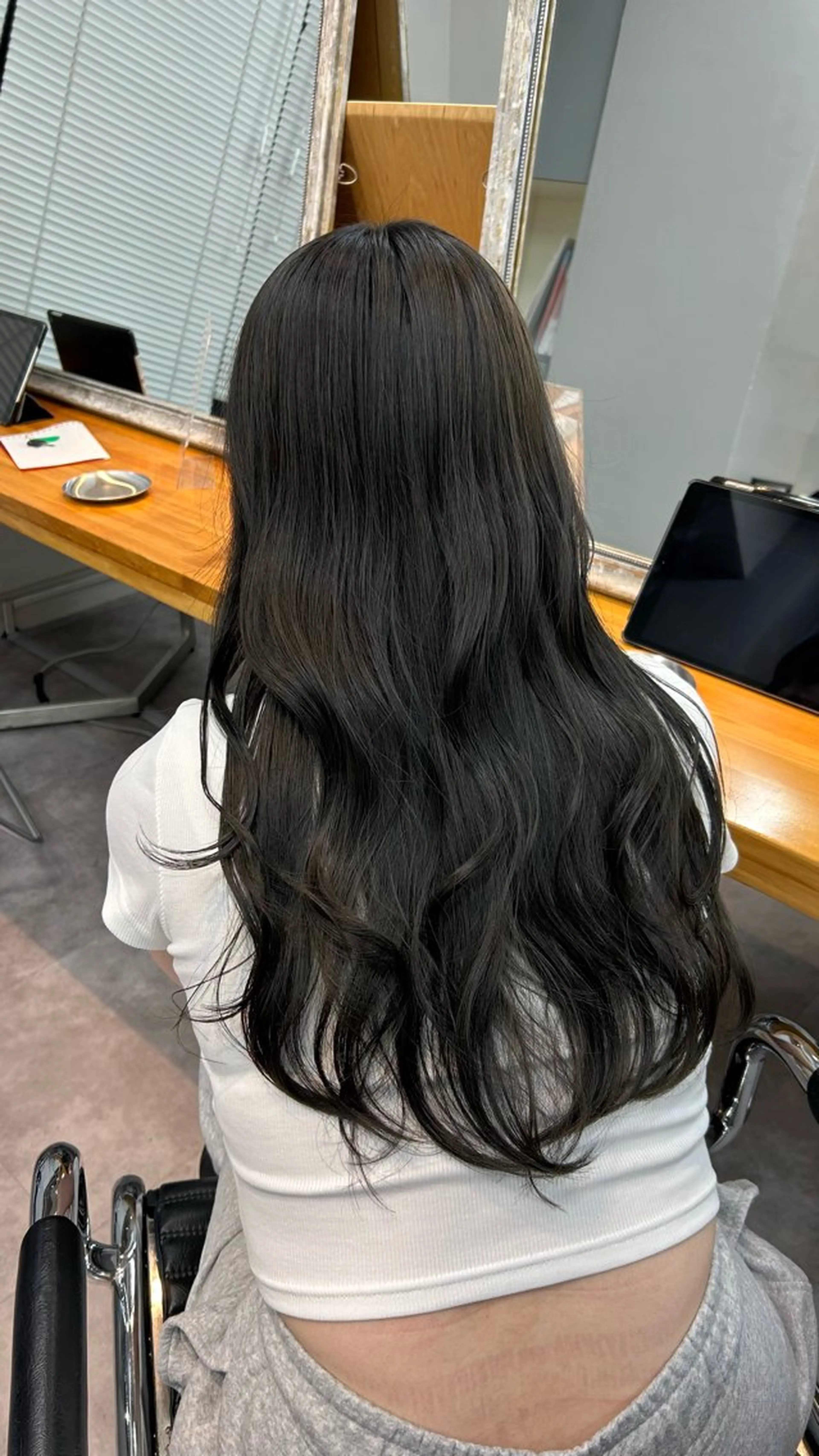 ロング 🫧透明感ワンカラー 🫧mio 🫧のヘアスタイル