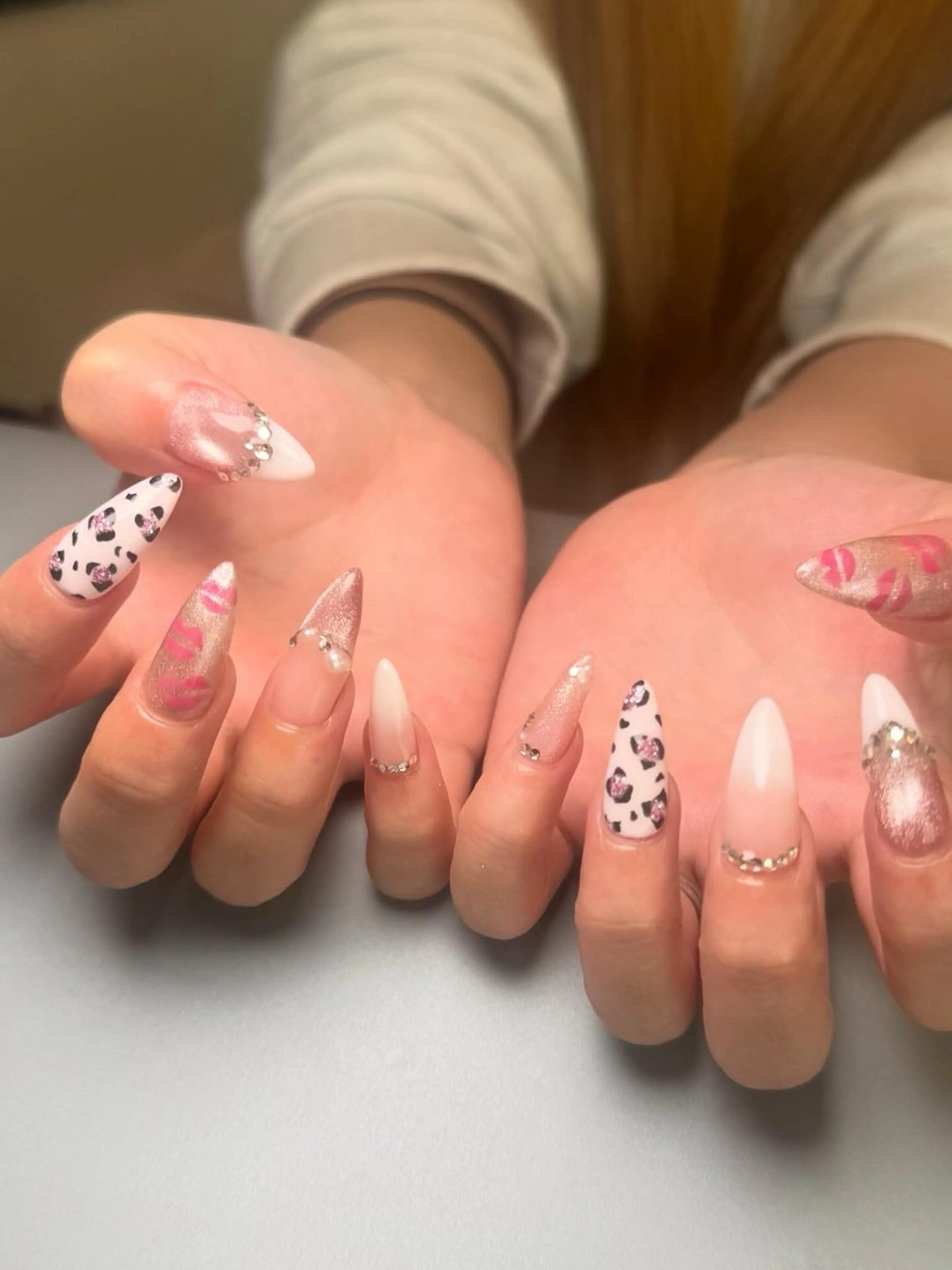 ネイル ハンドネイル Atelier Yuriのネイルデザイン