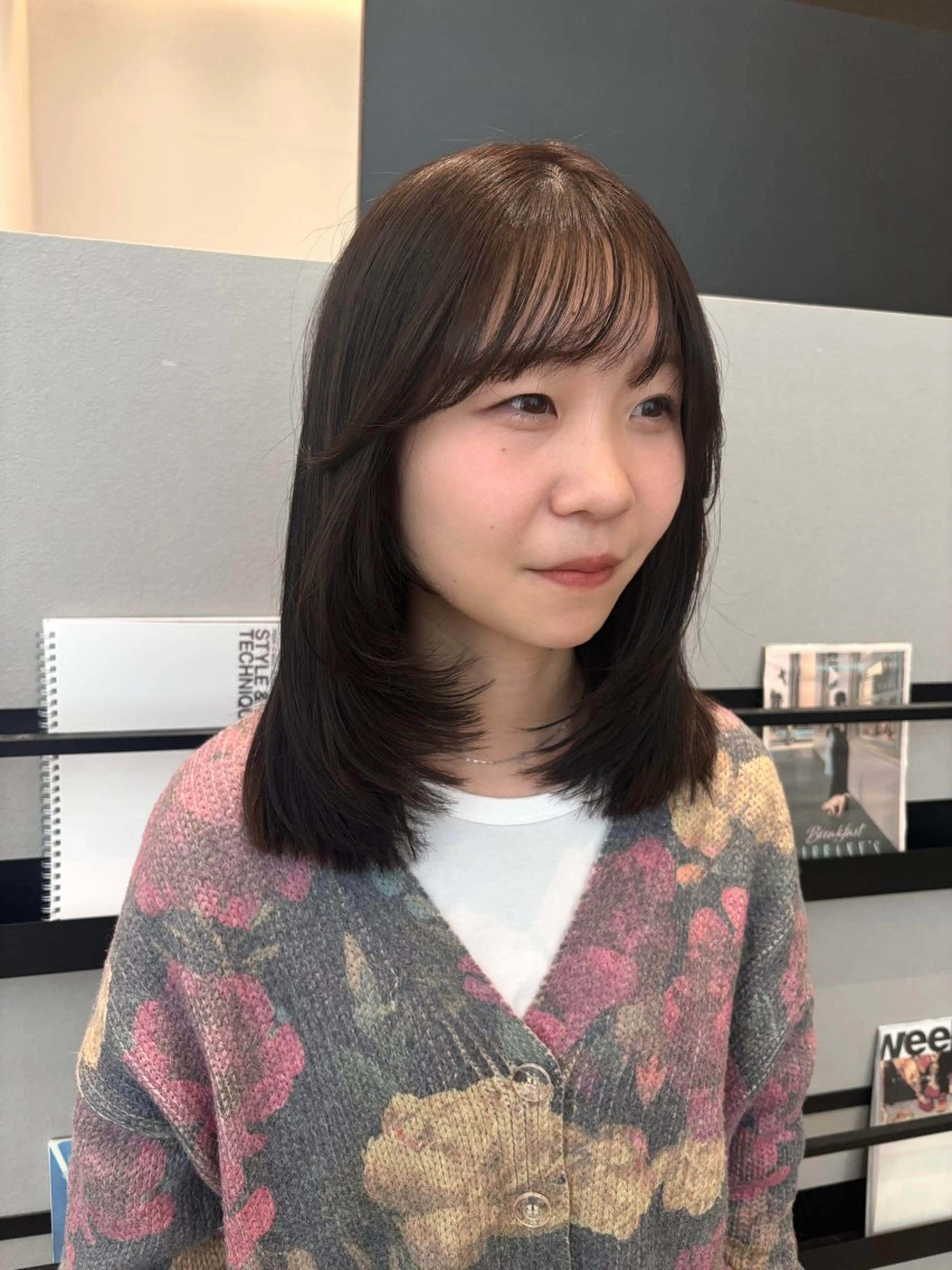 ミディアム カラー ミディアムレイヤー レイヤーカット カット ヘアカラー 透明感カラー/ レイヤーkotonoのヘアスタイル