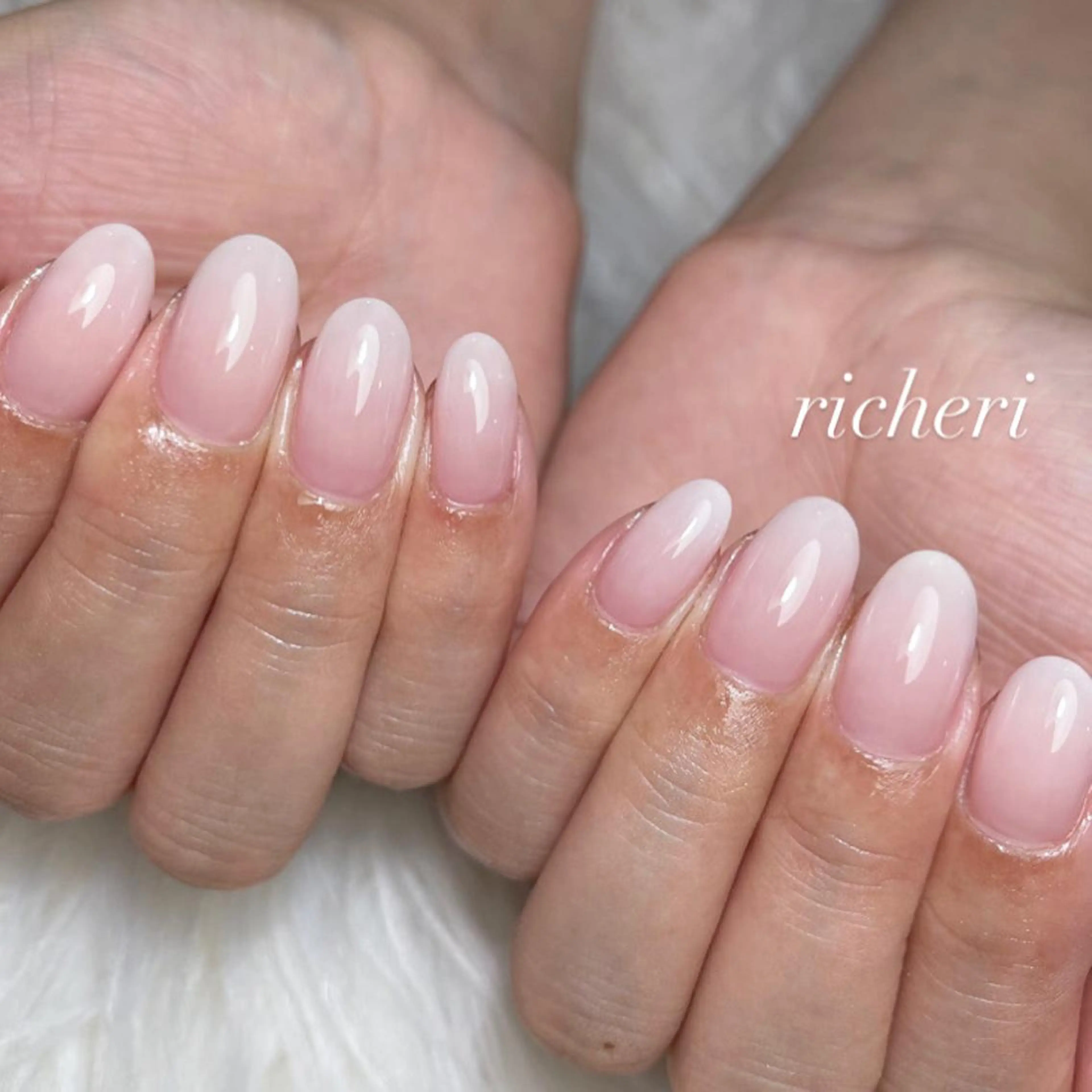 ミディアム ネイル ハンドネイル richeri beautyのネイルデザイン