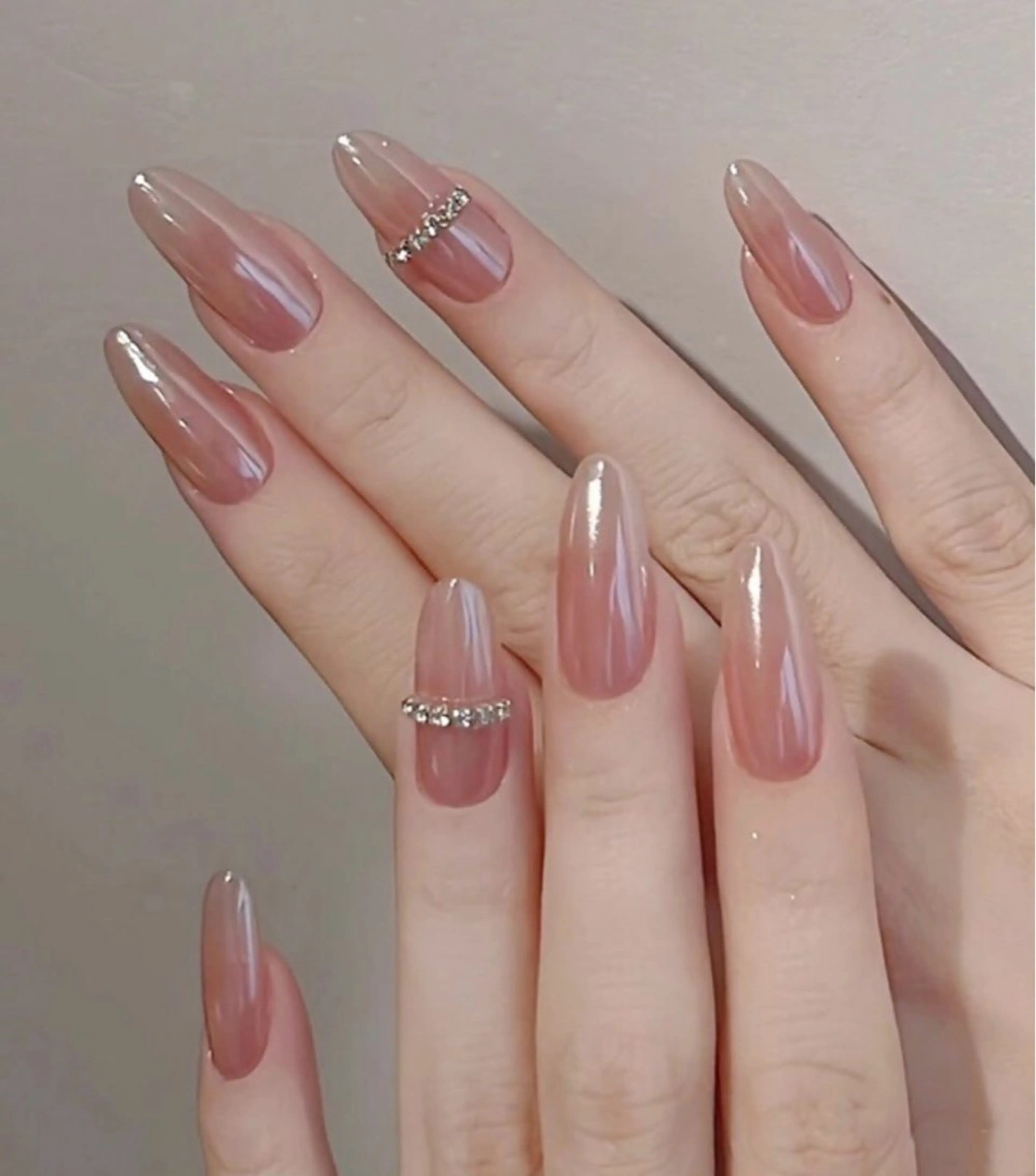 ネイル オーロラネイル トータルビューティー サロンワンダーのマツエク・マツパデザイン