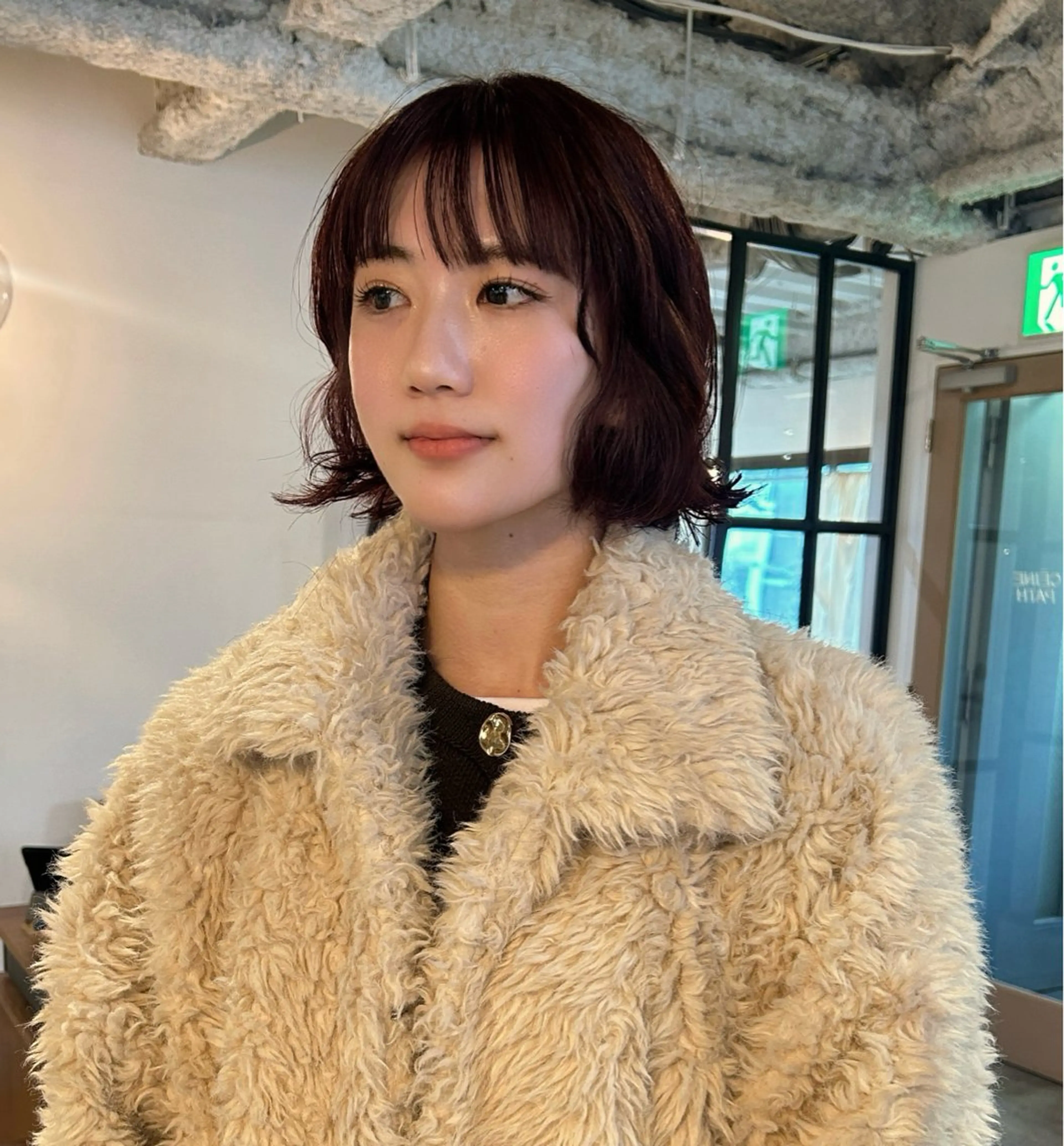 ショート カラー パーマ カシス ボブ トリートメント カット ヘアカラー トリートメント 🎀suzuna 透明感colorのヘアスタイル