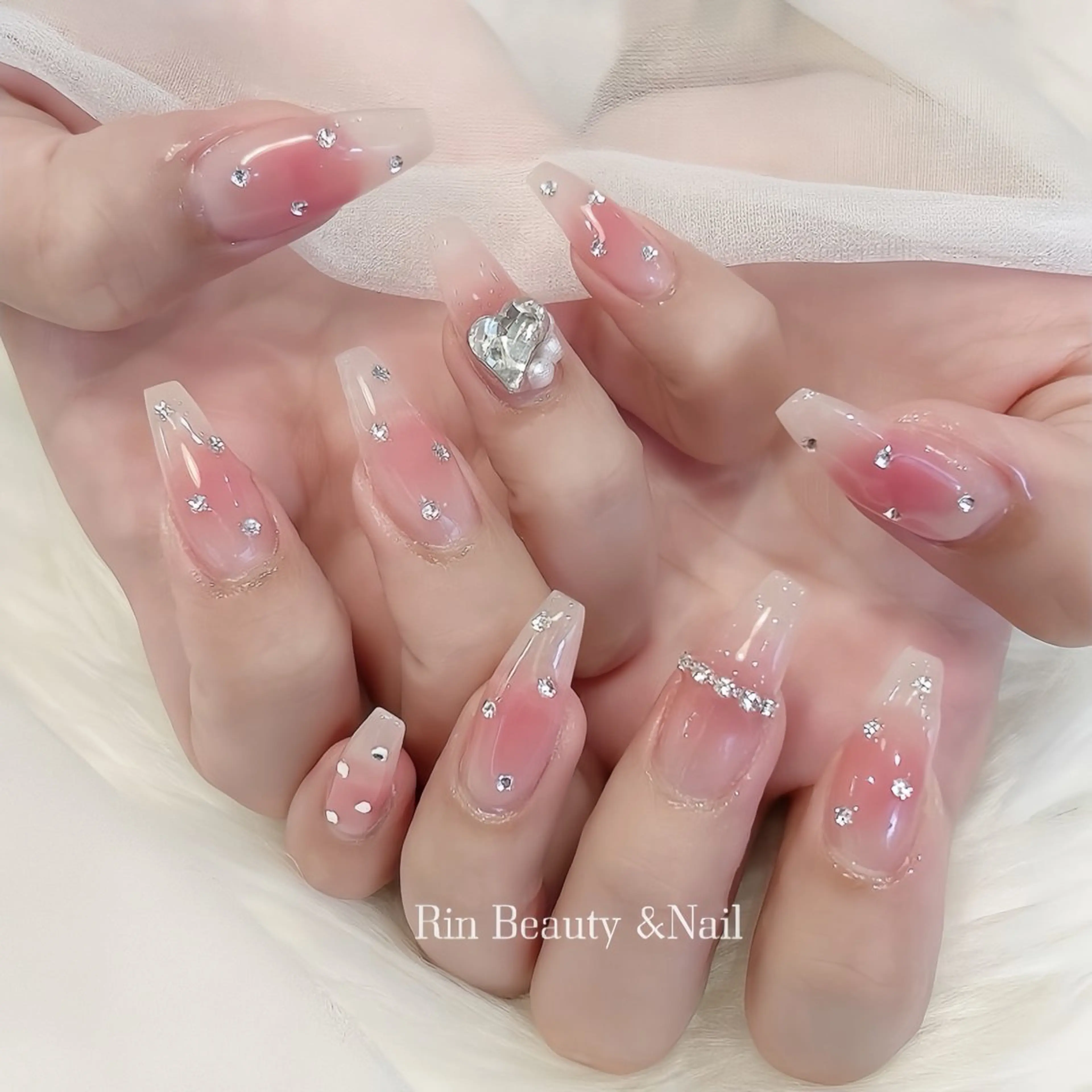 ネイル アートネイル フレンチネイル ジェルネイル 韓国ネイル ミラーネイル Rin Nail 新大久保店のネイルデザイン