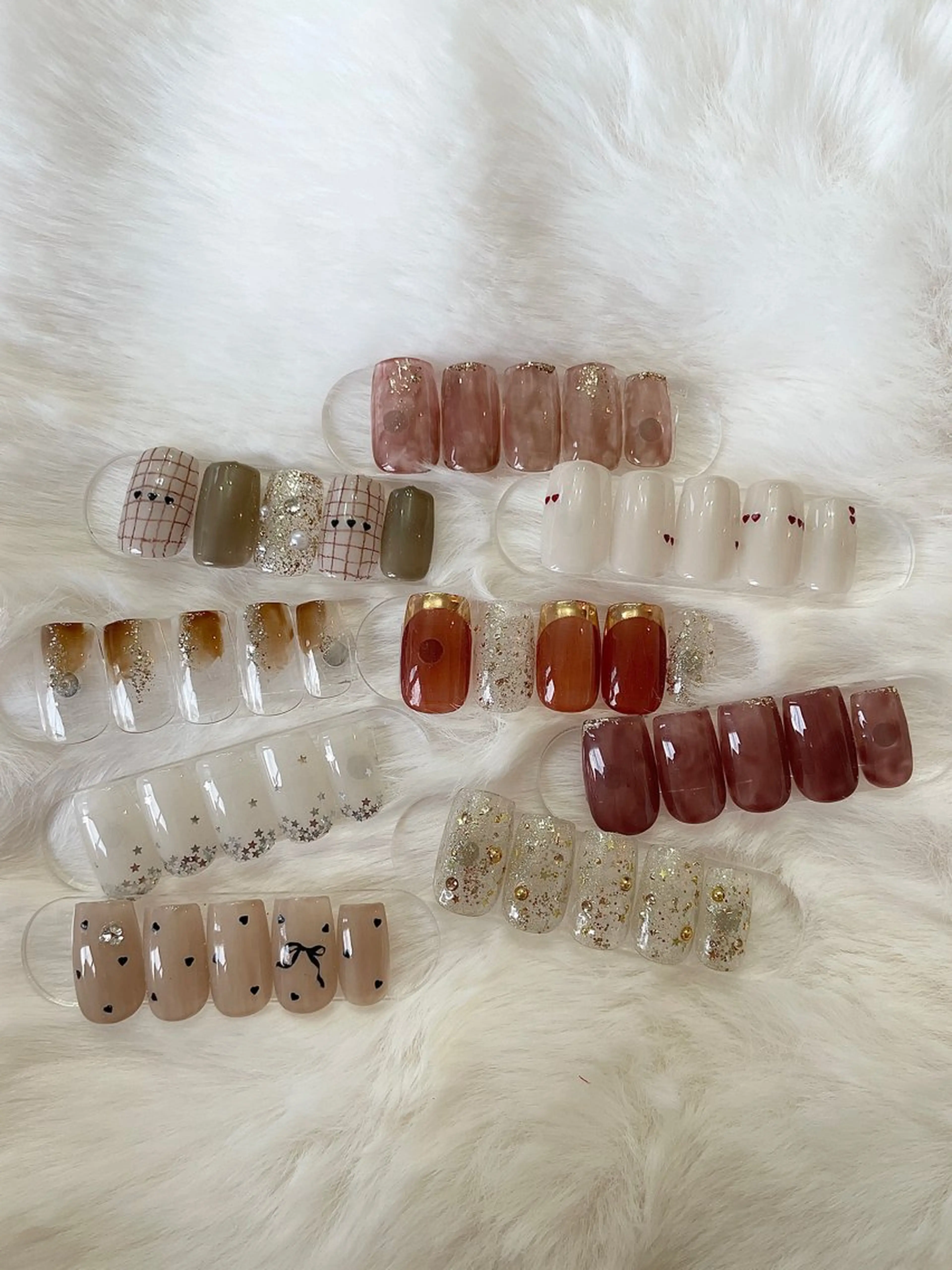 ミディアム ハンドネイル アンルボネイル&アイラッシュ所属・anlubon /Jr.ネイリストのネイルデザイン