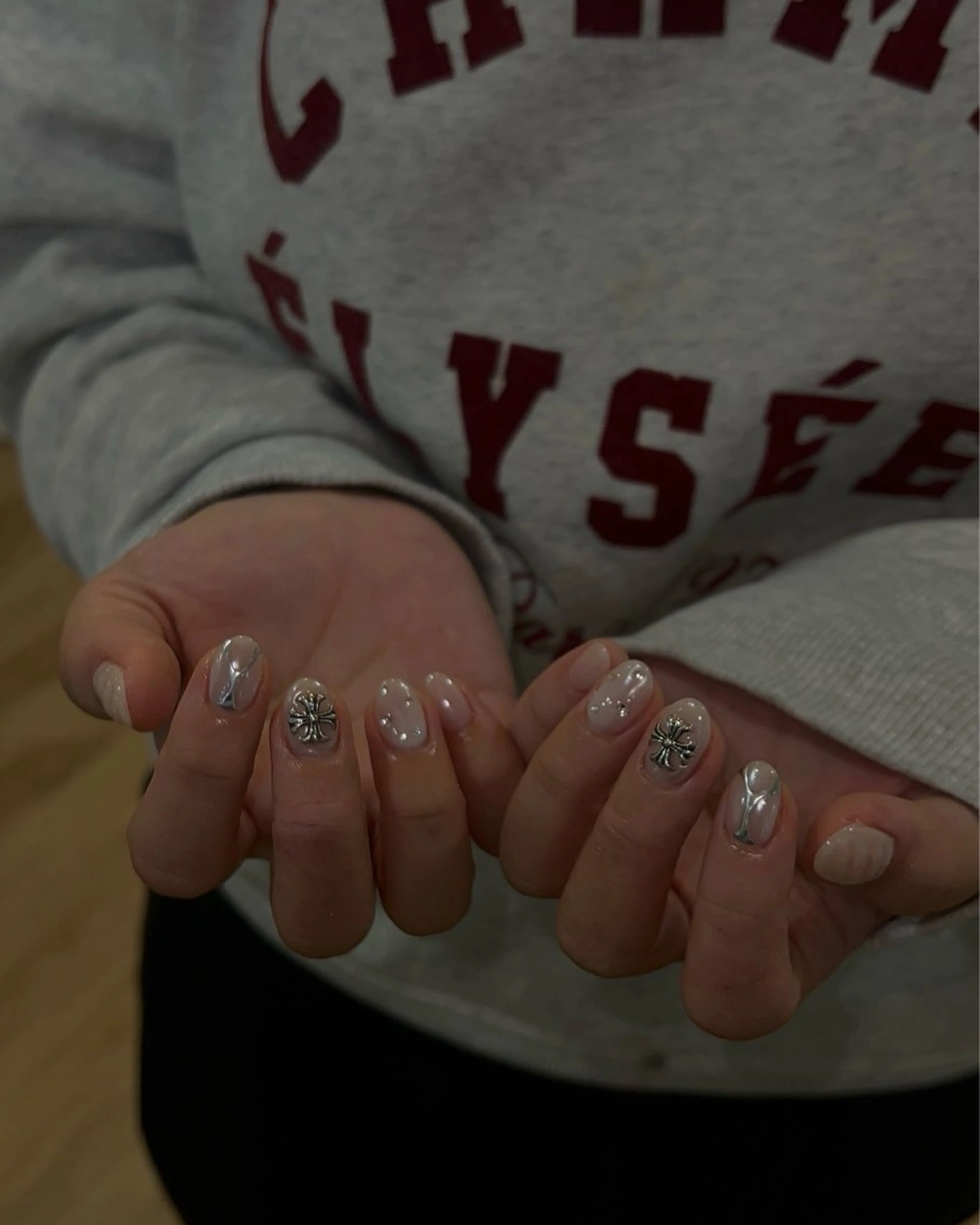 ネイル ハンドネイル フットネイル ハンドケア Nes.Nail所属・Miyagi Asamiのネイルデザイン