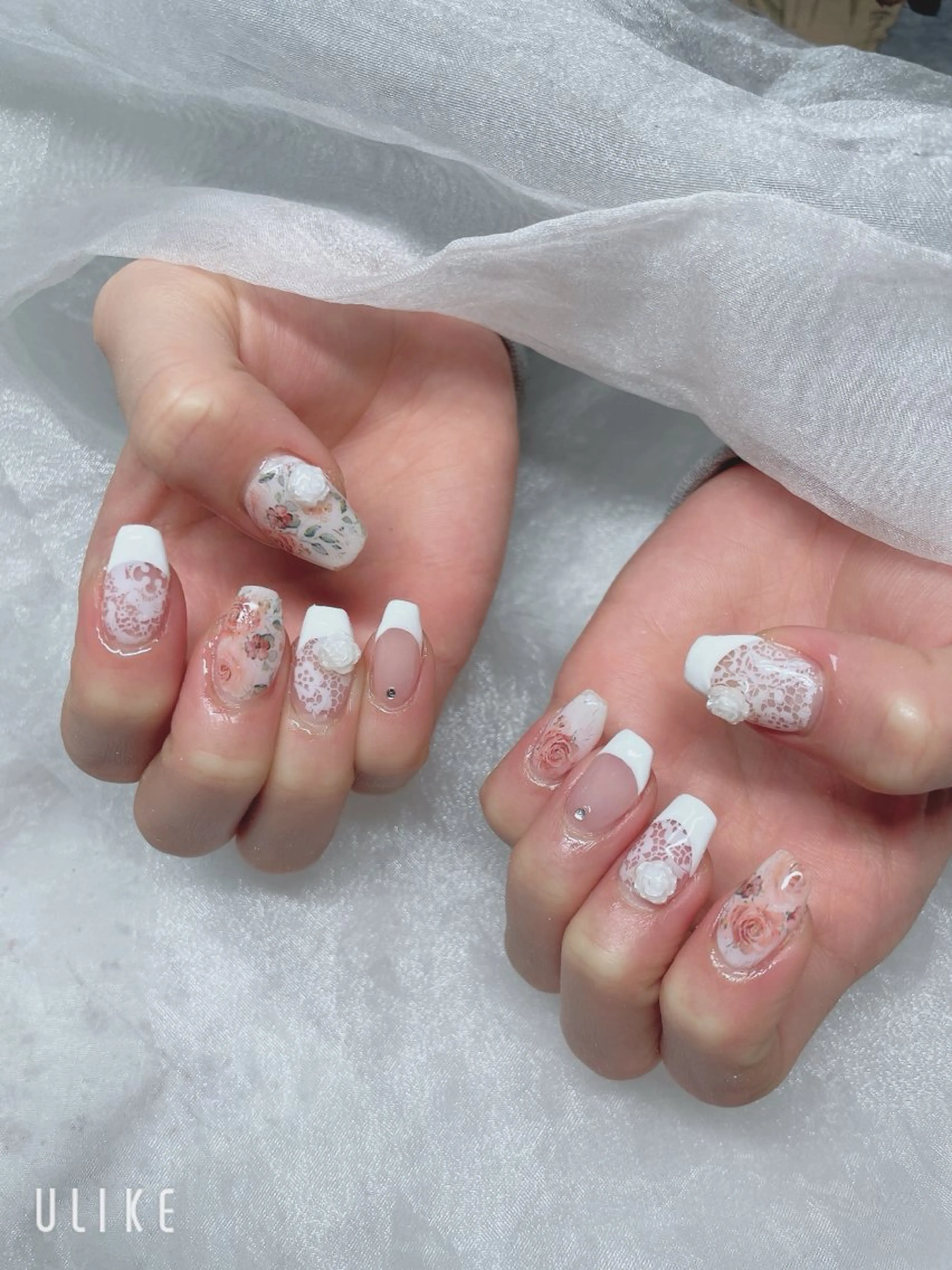 ネイル フレンチネイル レース BABY LION :Linaのネイルデザイン