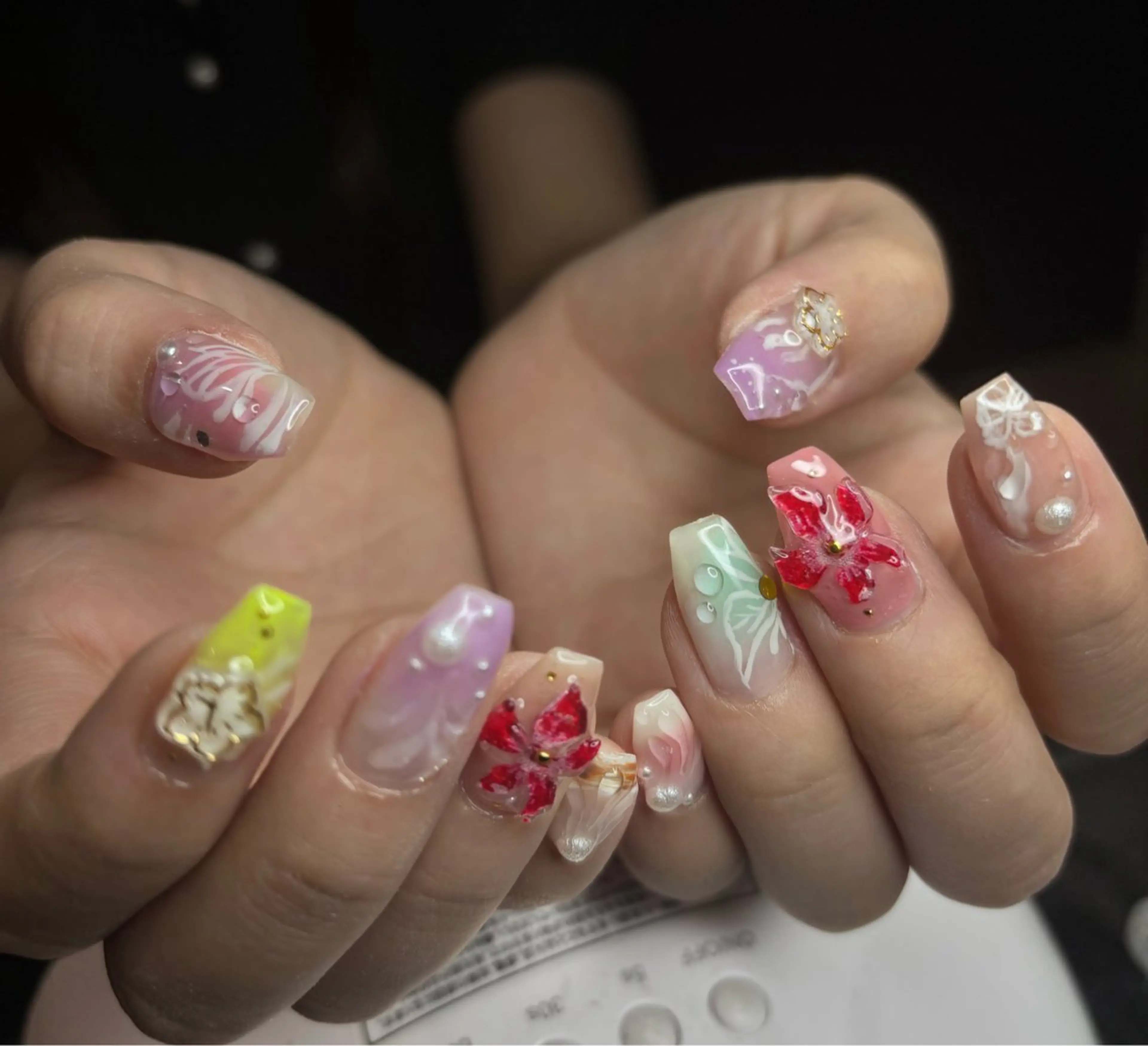 ネイル ハンドネイル 海外ネイル u4me🦄💜のネイルデザイン