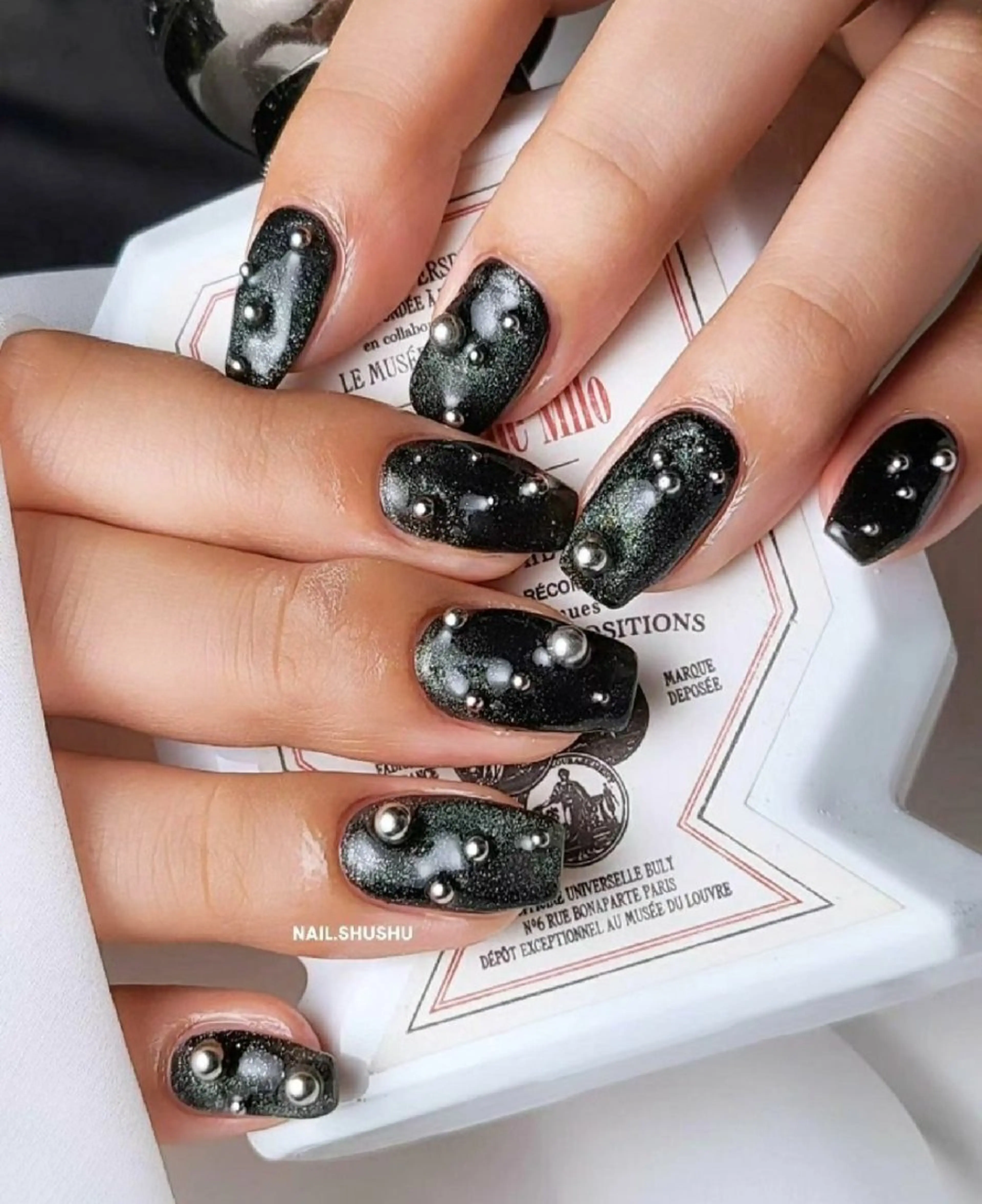 ネイル 持ち込み ニュアンスネイル ワンカラーネイル シンプルネイル ハンドネイル 3dパーツ/流行り 👧shushu❤️のネイルデザイン