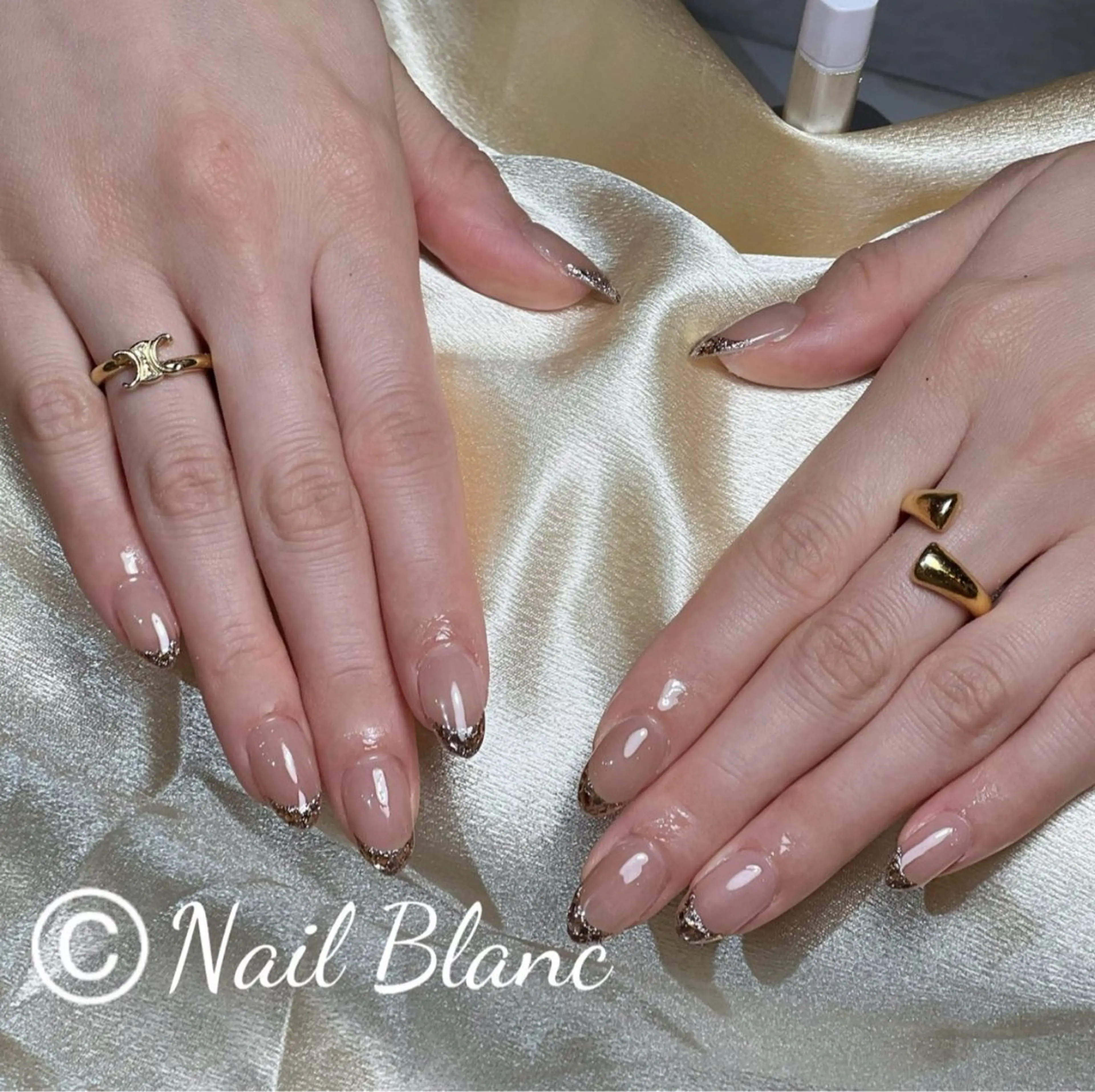 💅ガラスフレンチ　透け感ベース付き(マグネット変更+300)の写真