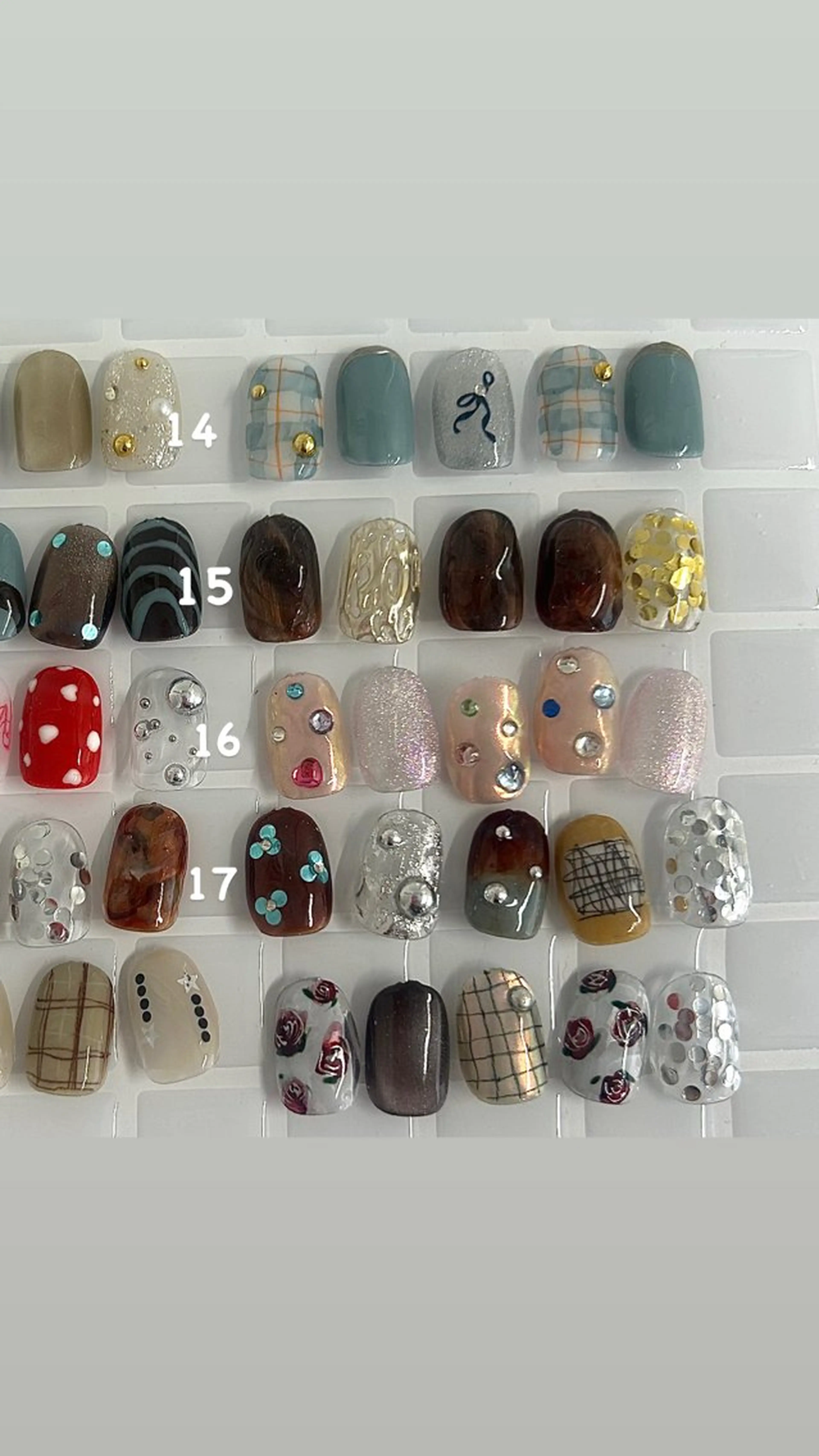 ネイル ハンドネイル ハンドケア Abe _表参道のネイルデザイン