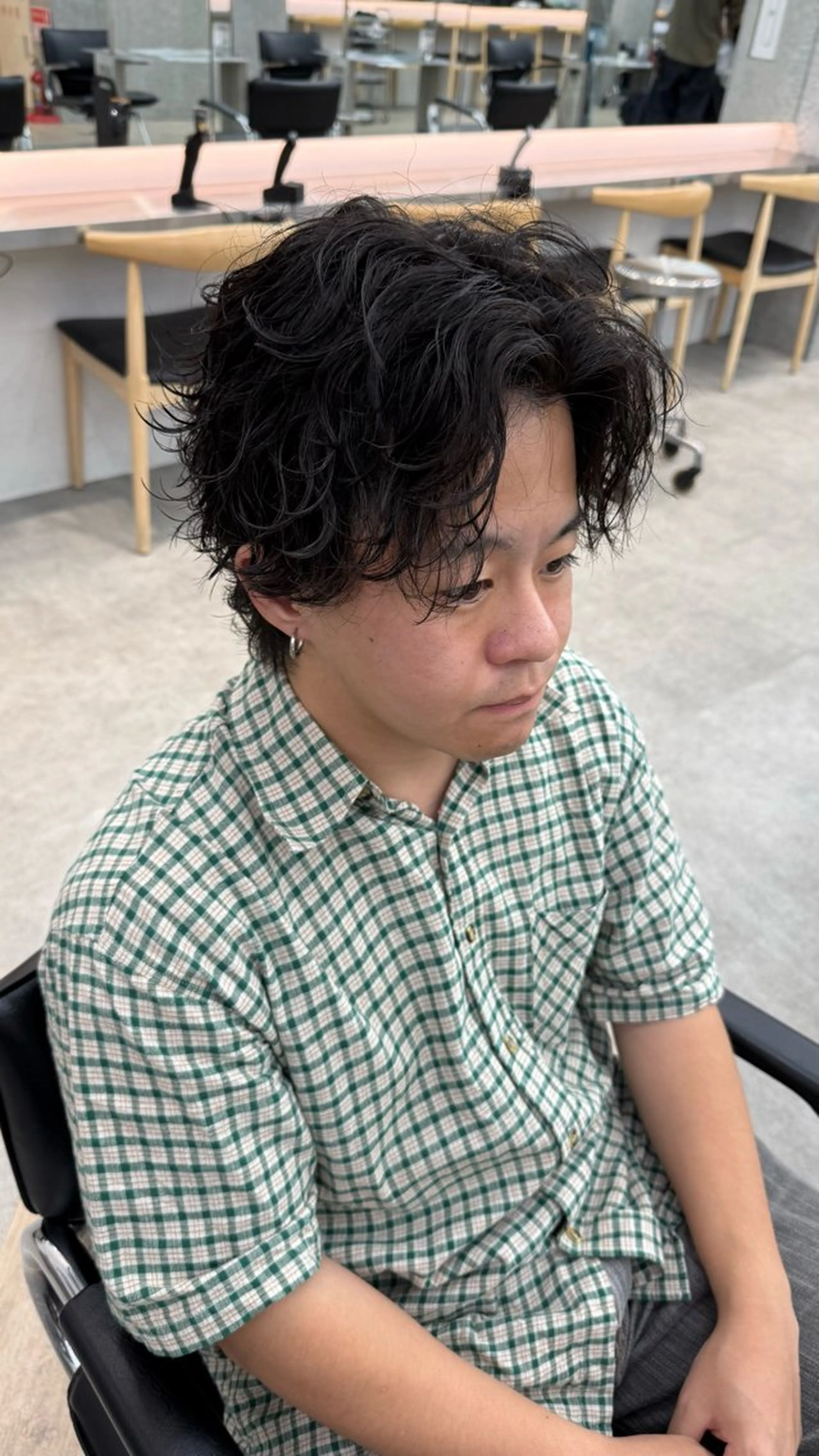 ショート カラー パーマ メンズ キッズ メンズパーマ 波巻きパーマ 栄💗メンズパーマ｜ ハイトーン｜haruのヘアスタイル