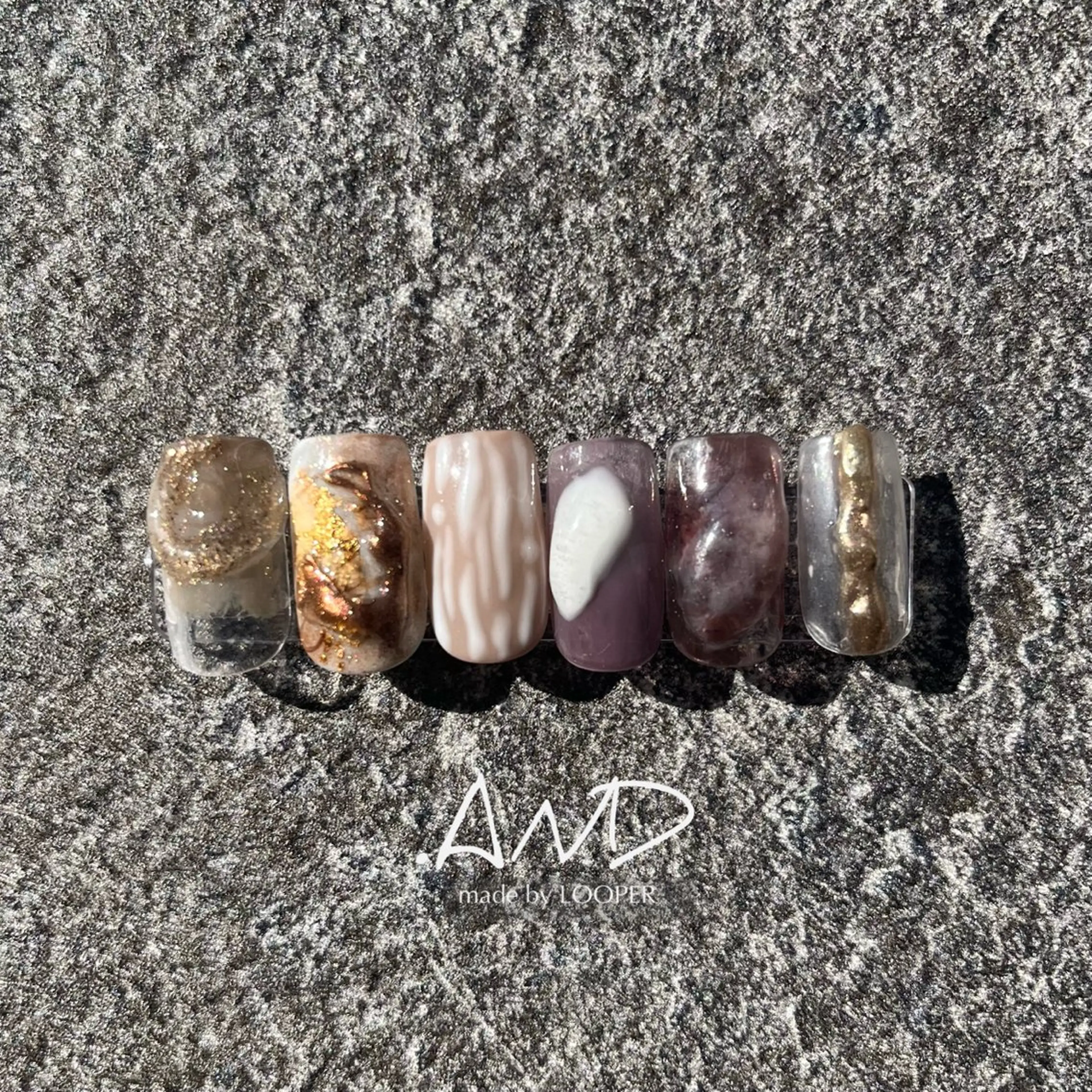 ネイル アートネイル ニュアンスネイル ハンドネイル LOOPER所属・mzh ...のネイルデザイン