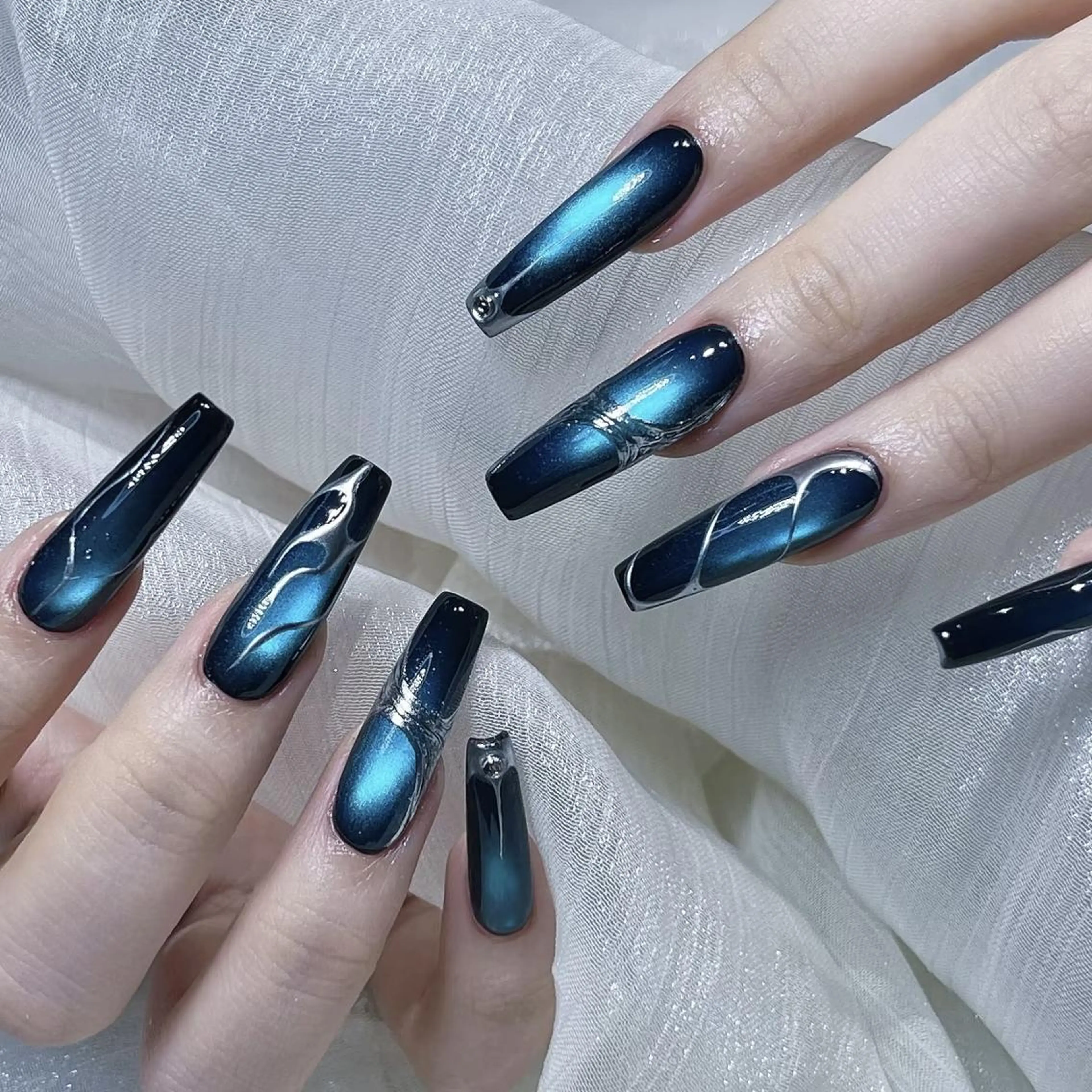 ネイル ハンドネイル ハンドケア DEMAIN- 🕊️のネイルデザイン