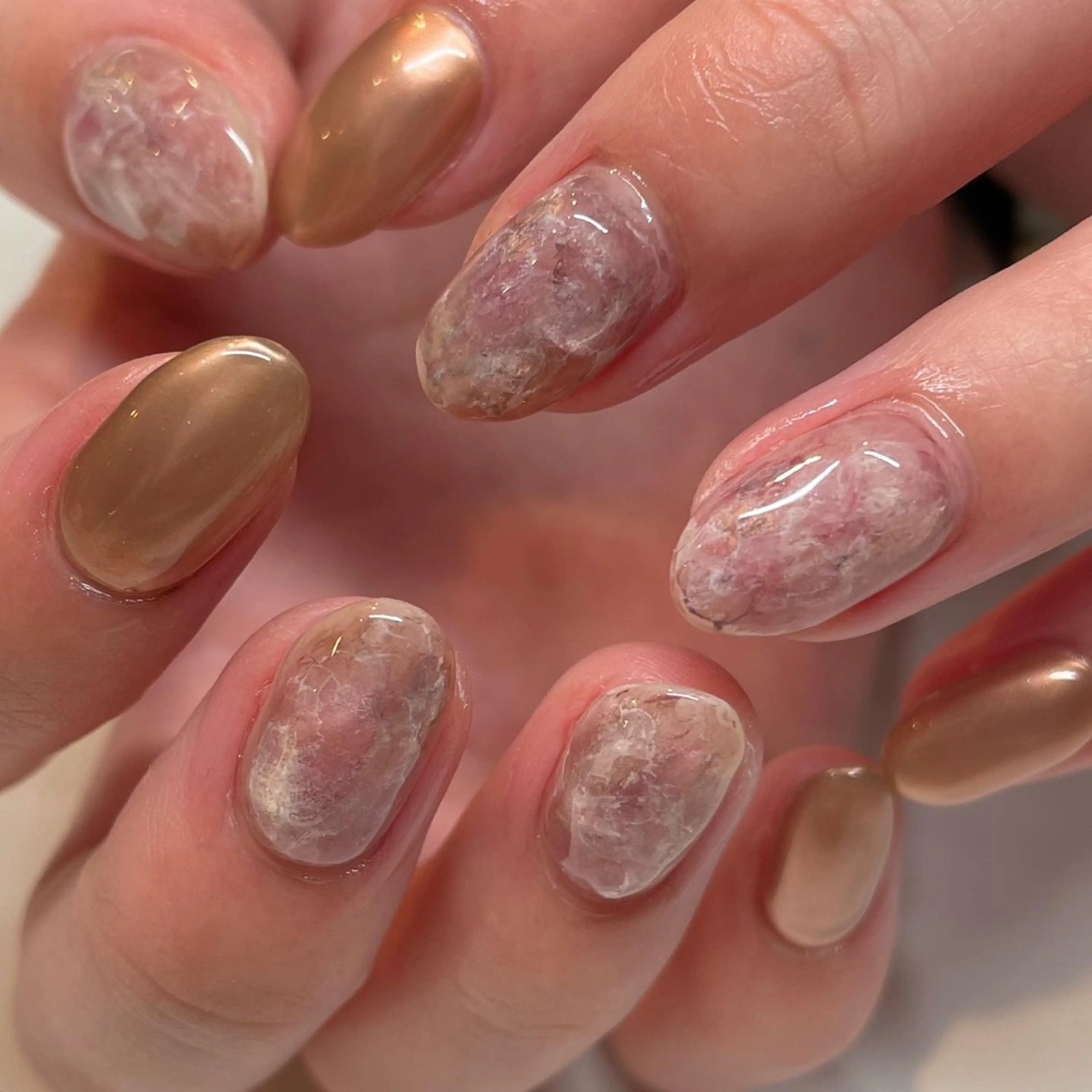 ネイル ハンドネイル ハンドケア Manon Yuiのマツエク・マツパデザイン