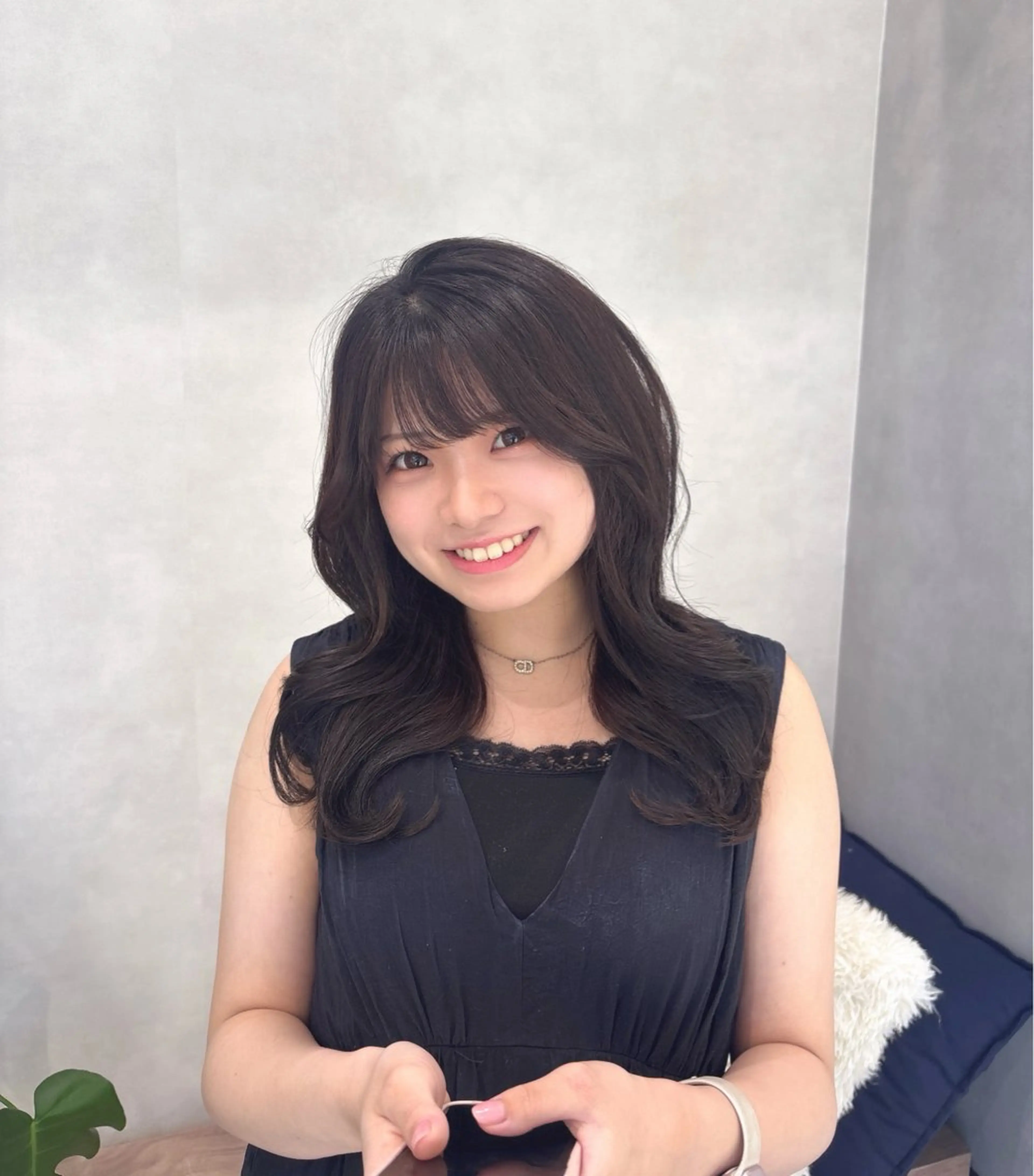 ロング カット Nail &Beauty by UNO伊勢原所属・COCO .のヘアスタイル