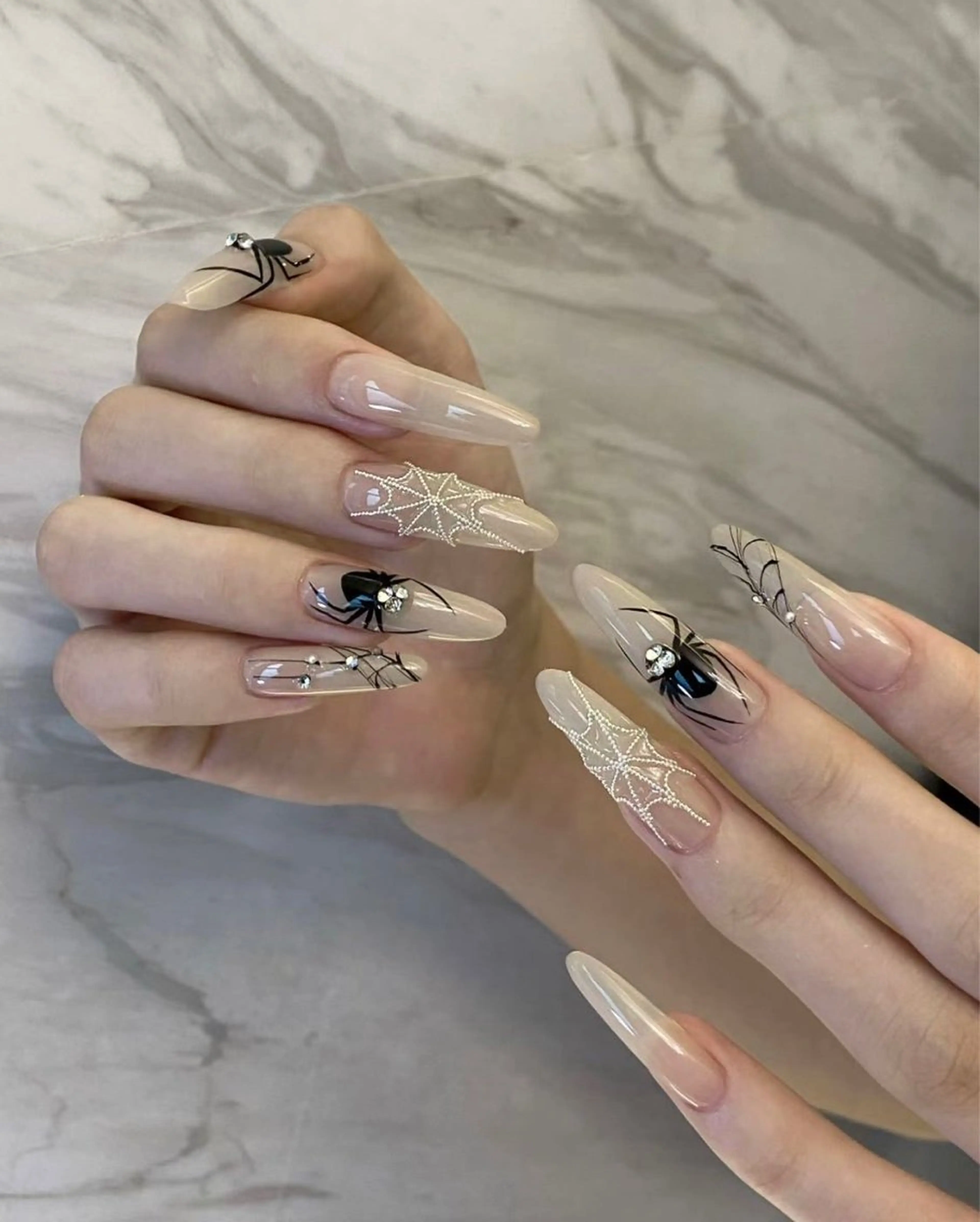 ネイル LULU Nail salonみどりのネイルデザイン