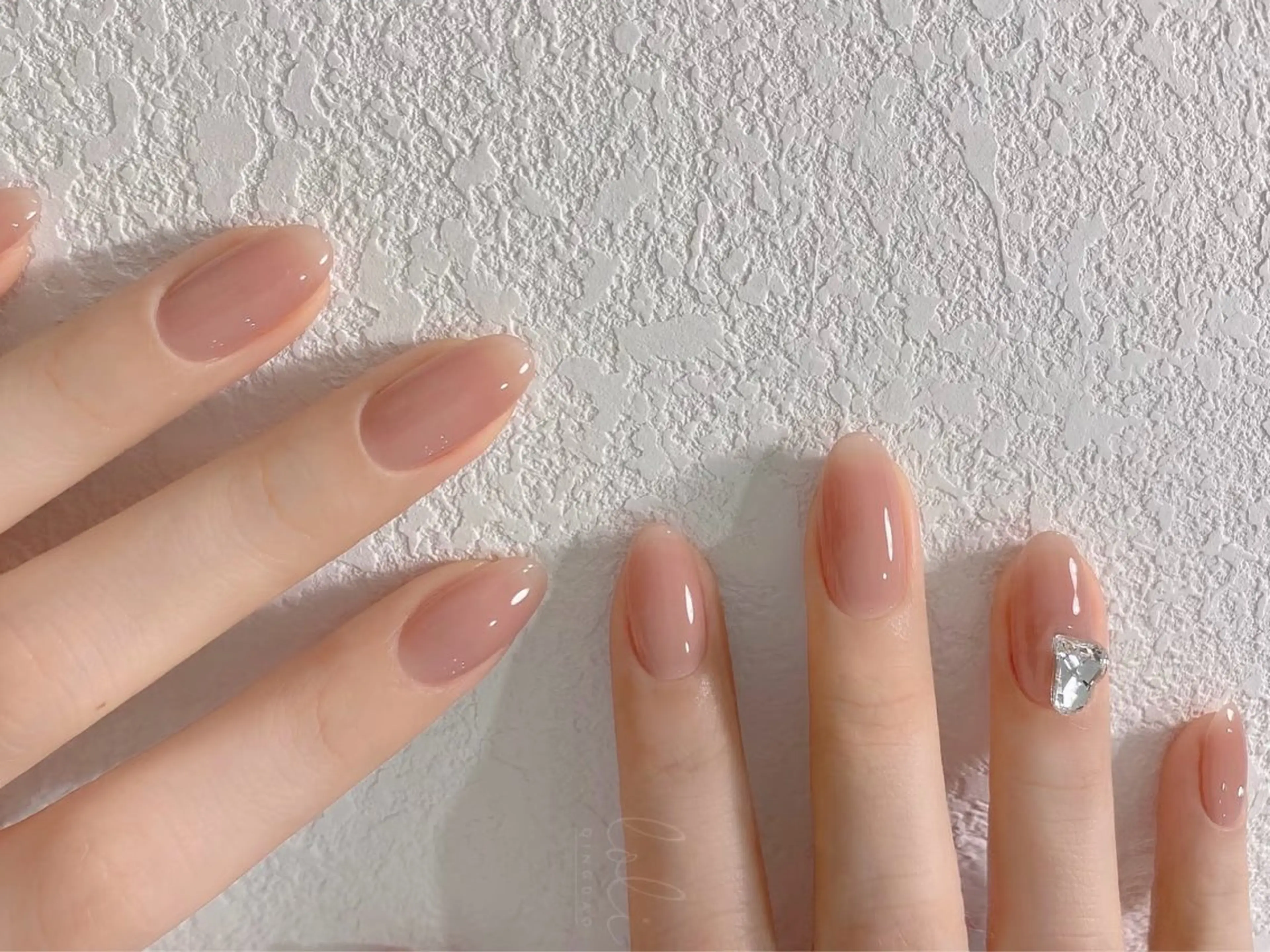 ネイル Dark honey池袋店所属・佐藤 アリアのネイルデザイン