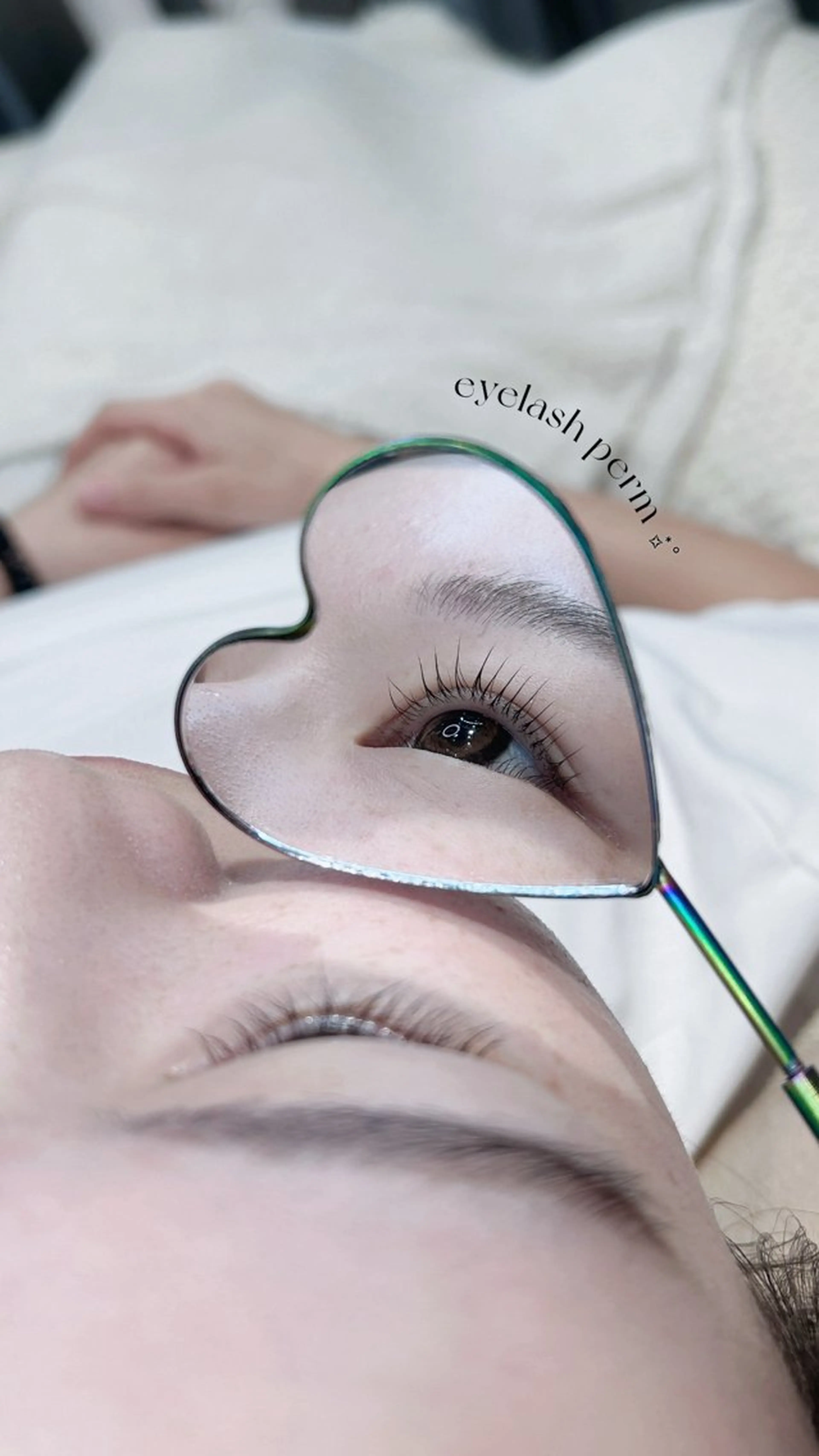 束感まつ毛パーマ💎《美容液コーティング付🫧》の写真