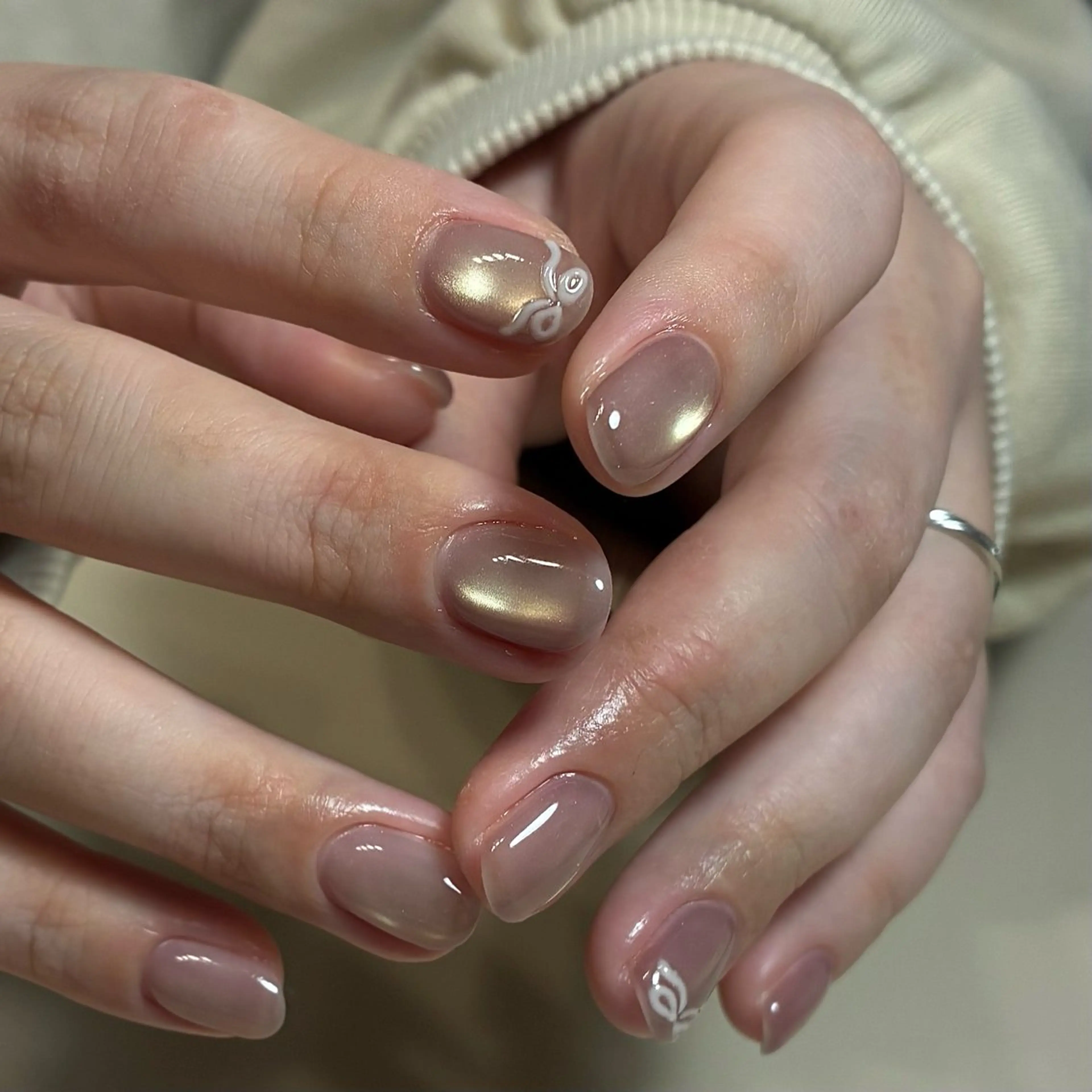 ネイル 持ち込み ニュアンスネイル 春ネイル 冬ネイル ハンドネイル nail salon Lipine 新守山のネイルデザイン