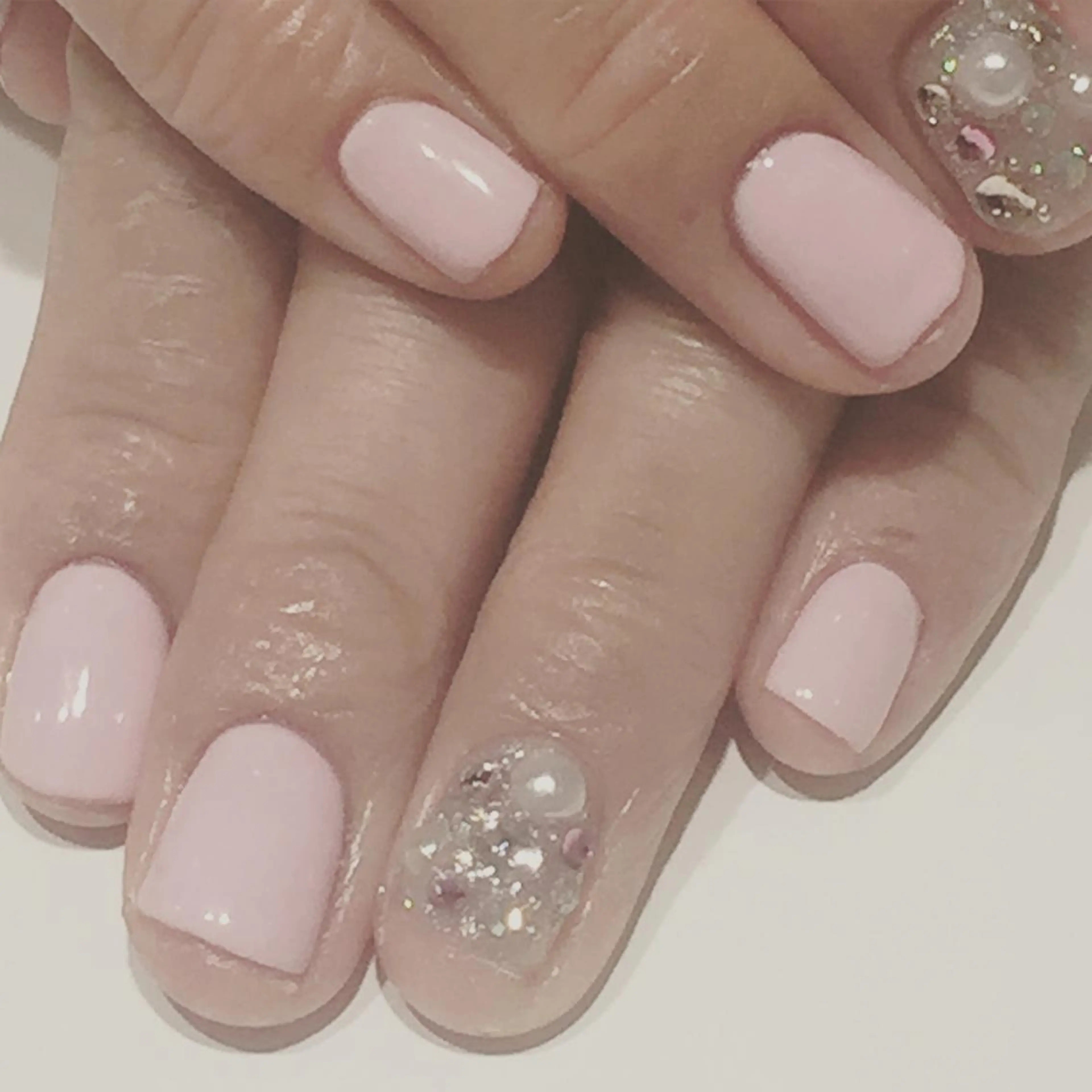 ネイル 田畑 福恵のヘアスタイル