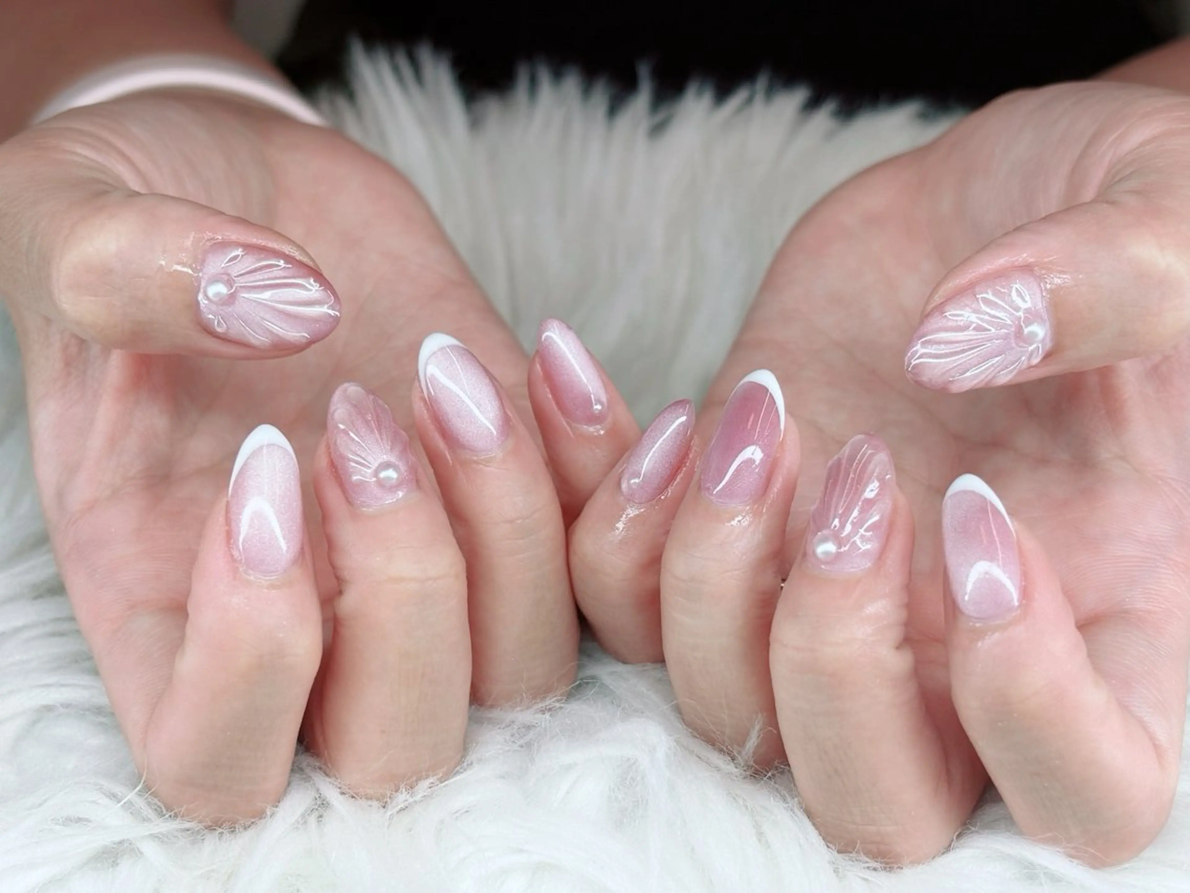 ネイル オーロラネイル ブルー チークネイル フットネイル フレンチネイル NAILS168 大家店のネイルデザイン