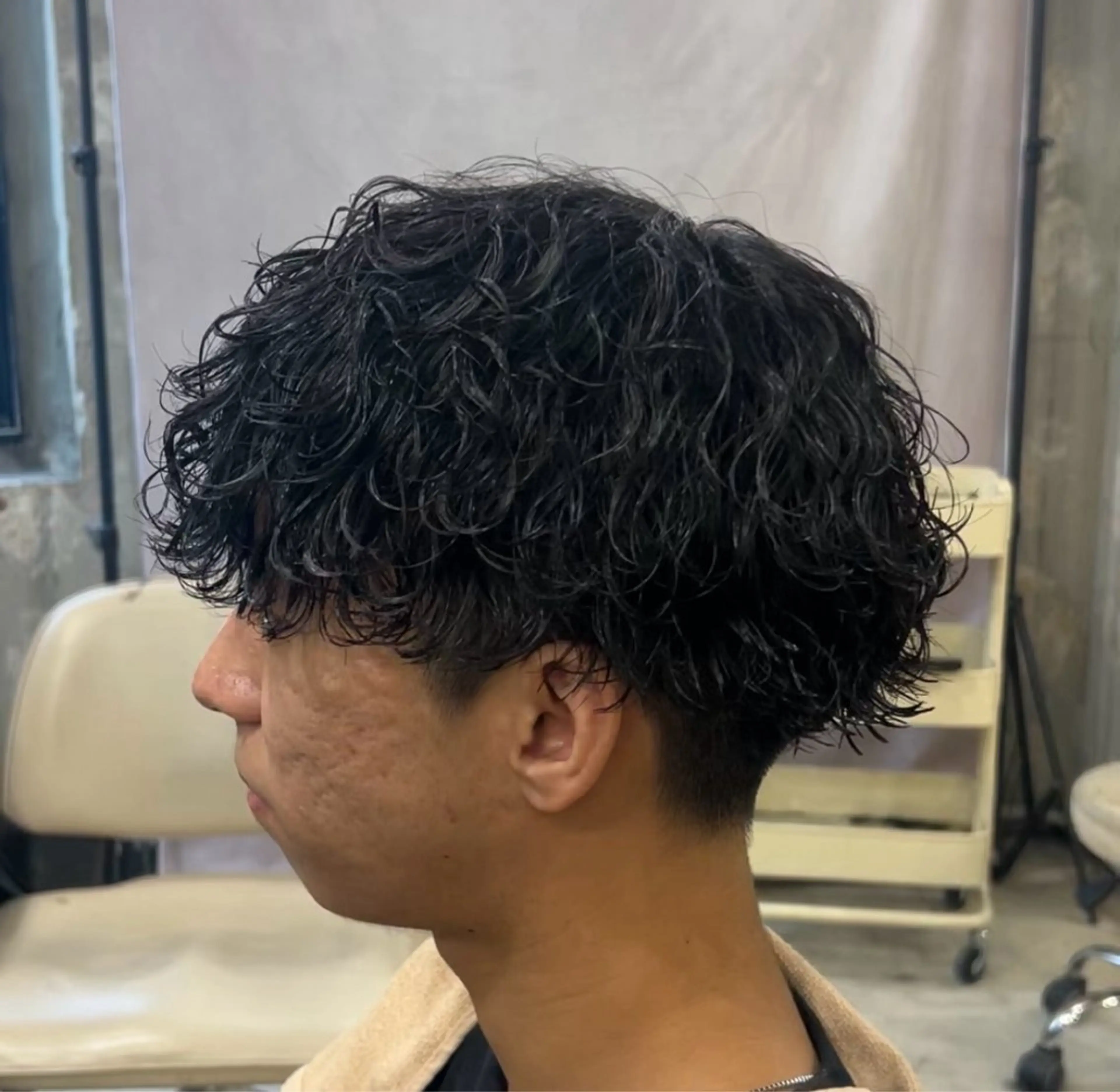 カラー パーマ メンズ カット パーマ RACCOON.TOKYO 渋谷店所属・メンズカット🐺 パーマ特化🔥舜のヘアスタイル