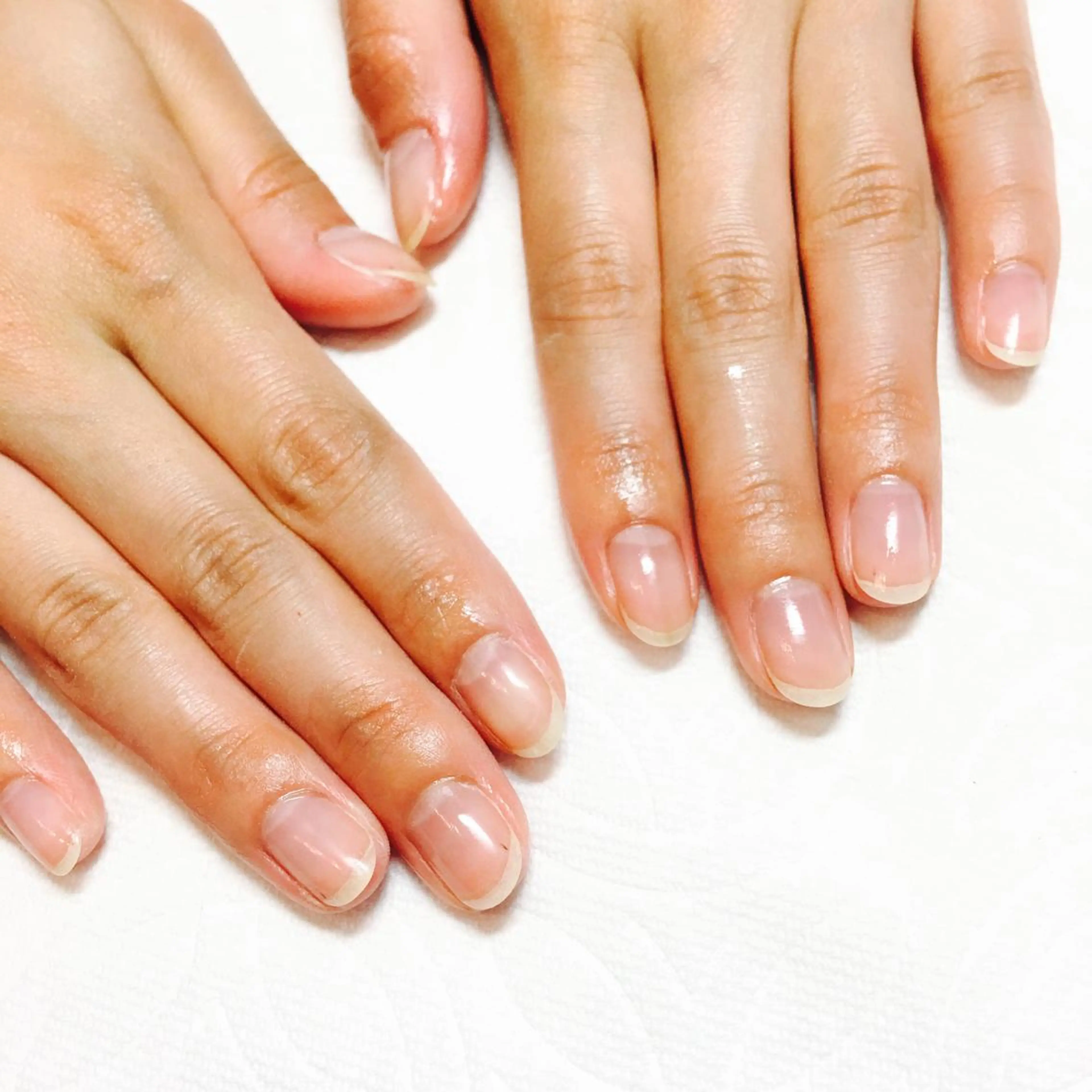 ネイル THECOLORS所属・近貞 莉奈のネイルデザイン