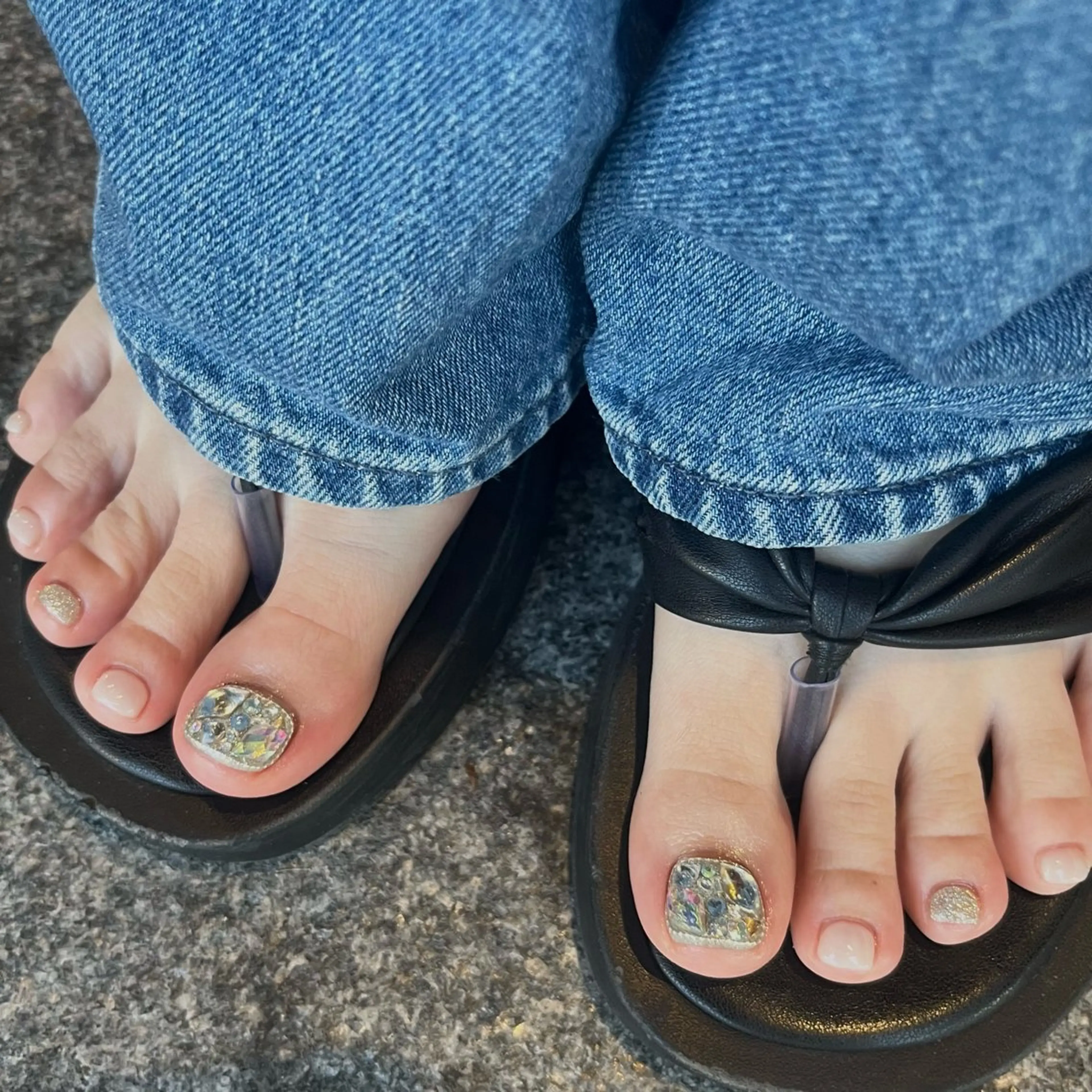 ネイル フットネイル 長谷川 亜美のネイルデザイン