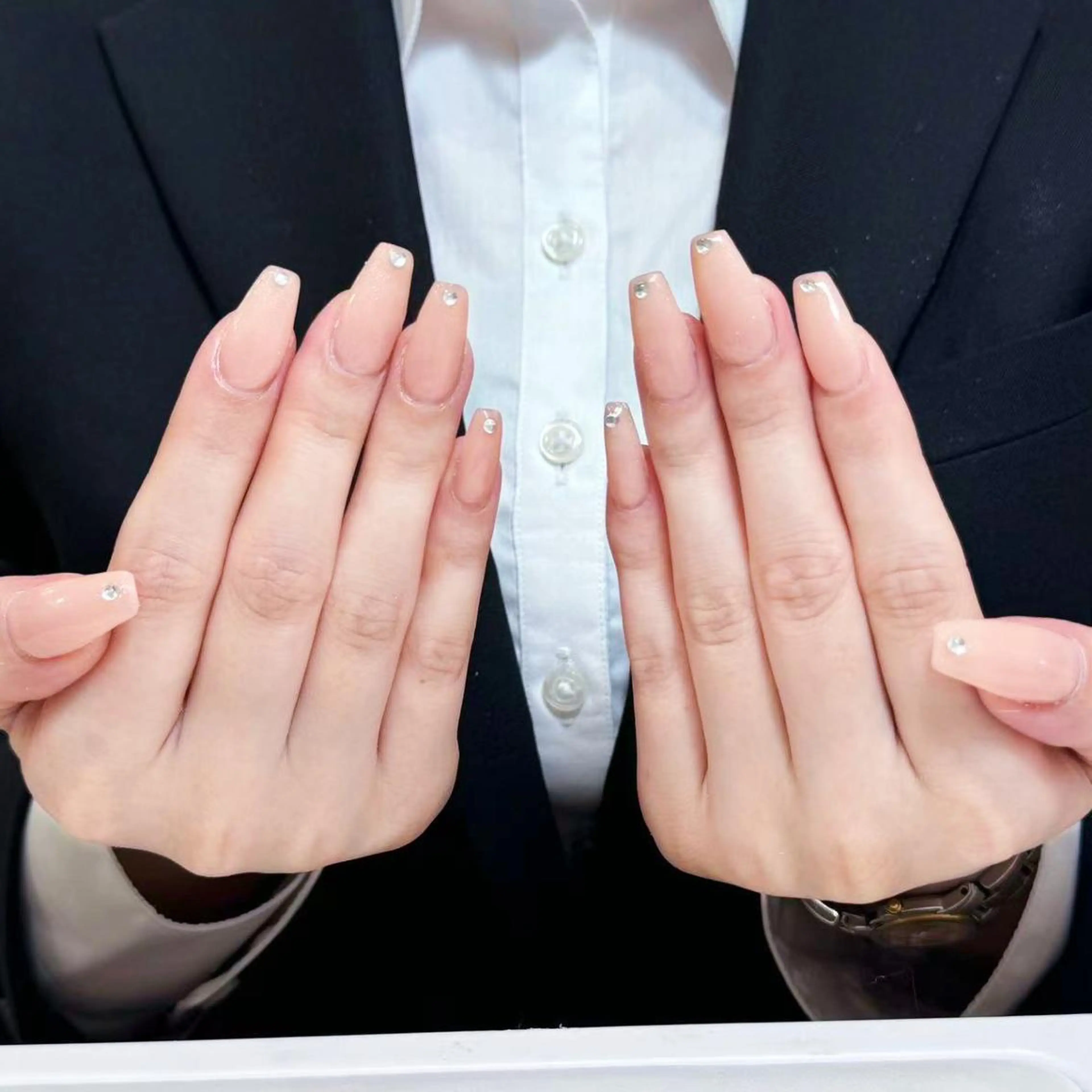 ネイル アートネイル オーロラネイル ガーリー キラキラネイル 韓国ネイル ハンドネイル DIANMOND NAIL🌸のネイルデザイン