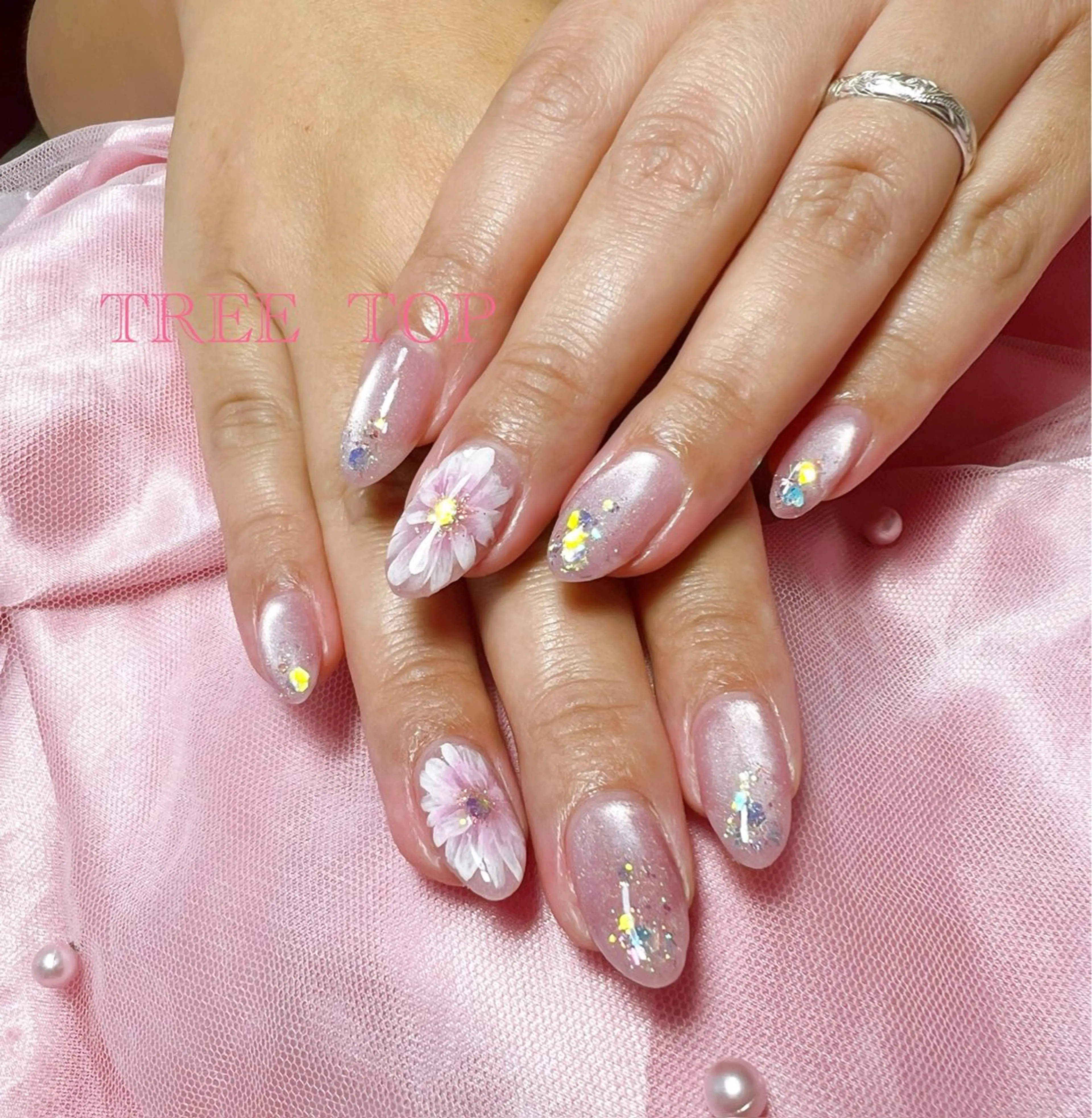 ネイル TREE TOP Kozueのネイルデザイン