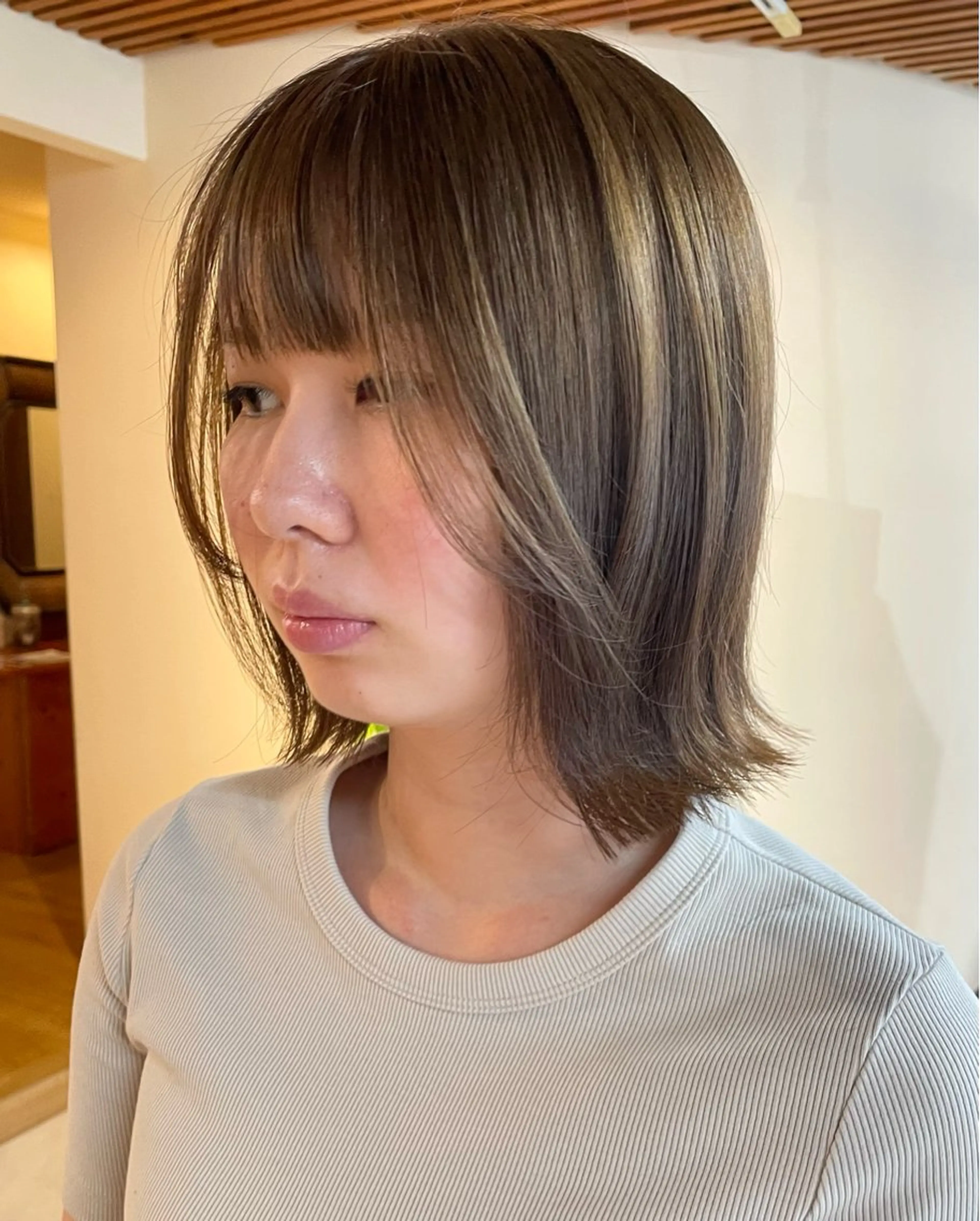 ミディアム 宮本 いぶきのヘアスタイル