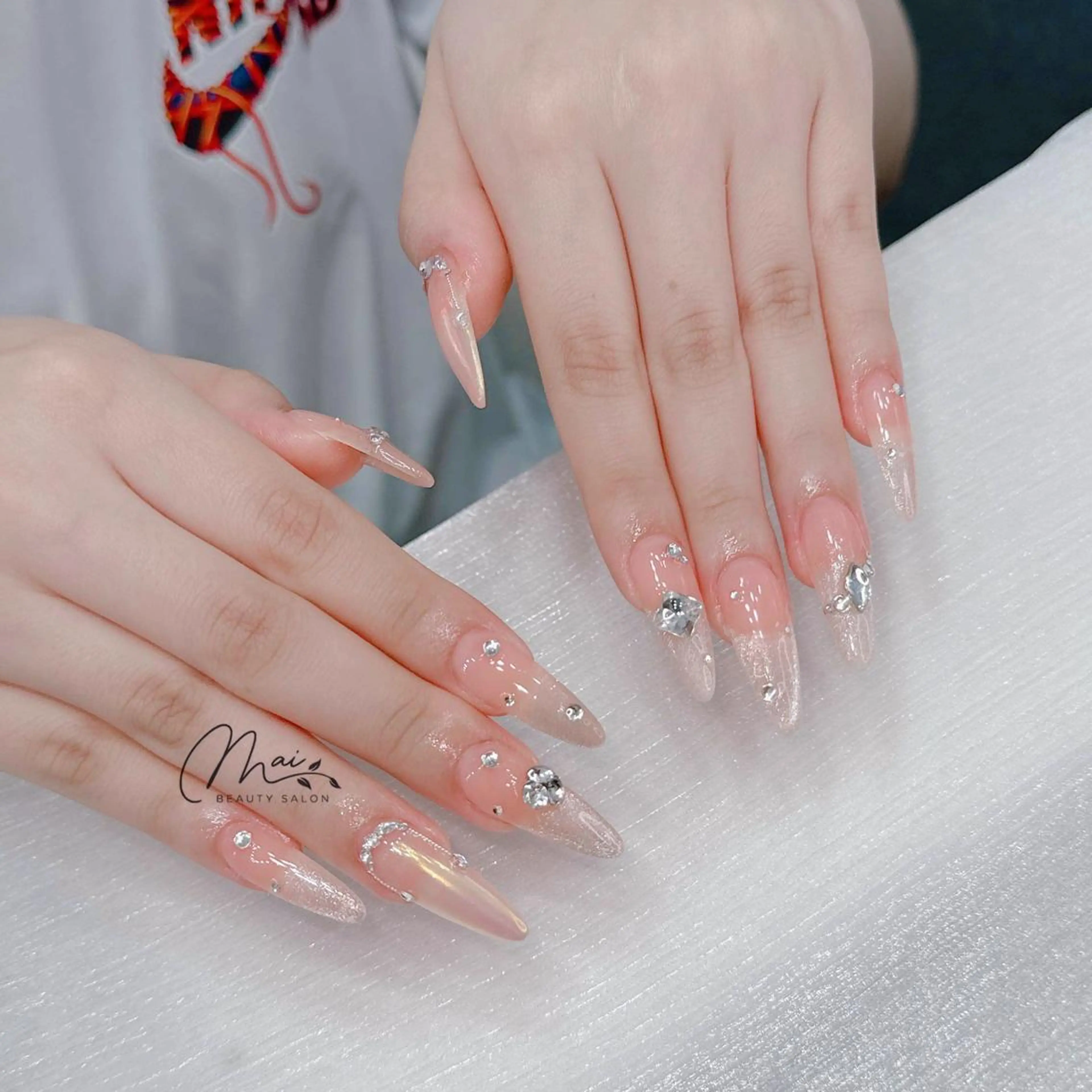 ネイル チークネイル フラッシュネイル フレンチネイル ジェルネイル 韓国ネイル ハンドネイル MaiBeauty マイ マイのネイルデザイン
