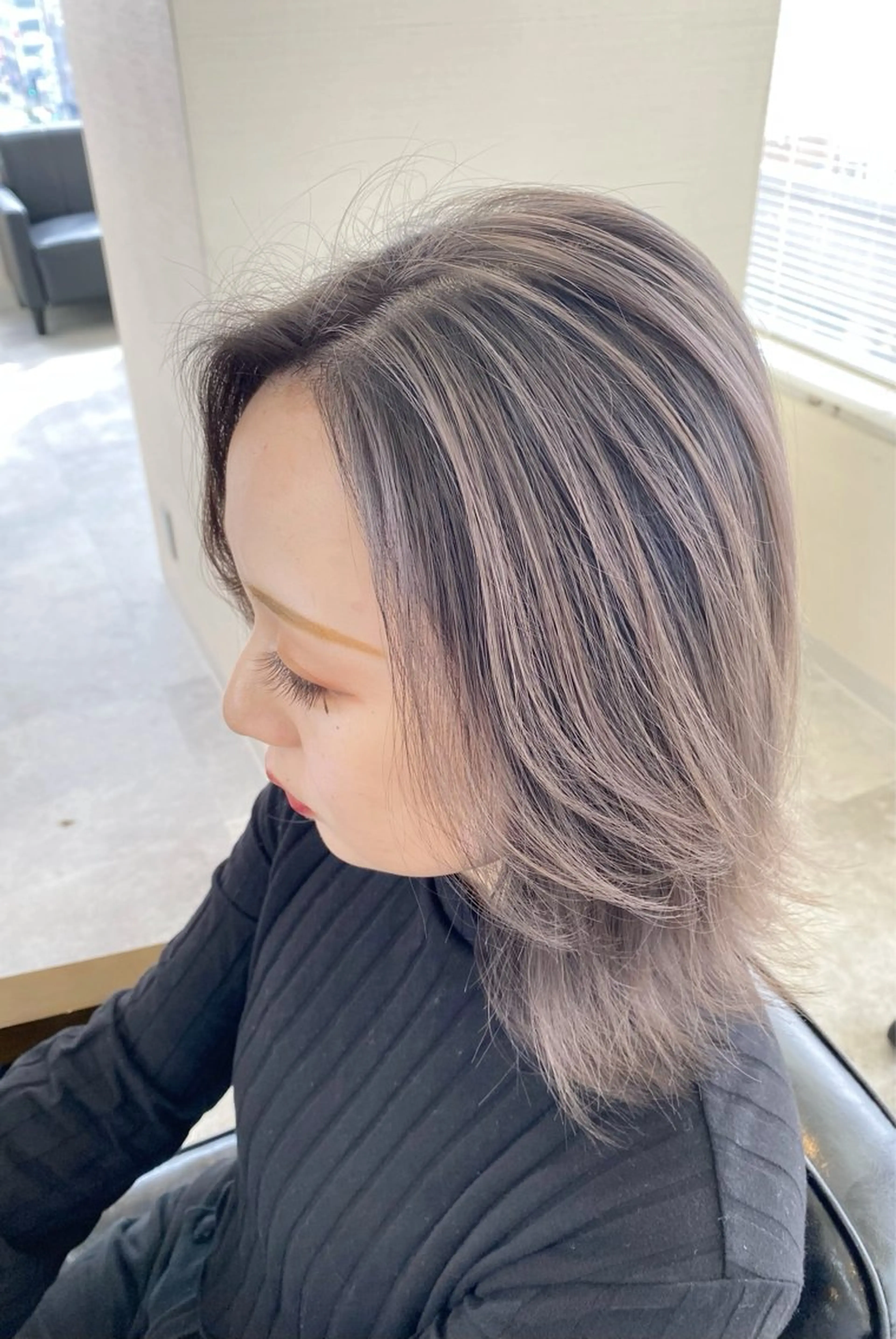 ミディアム トリートメント ROI 【ロイ】のヘアスタイル