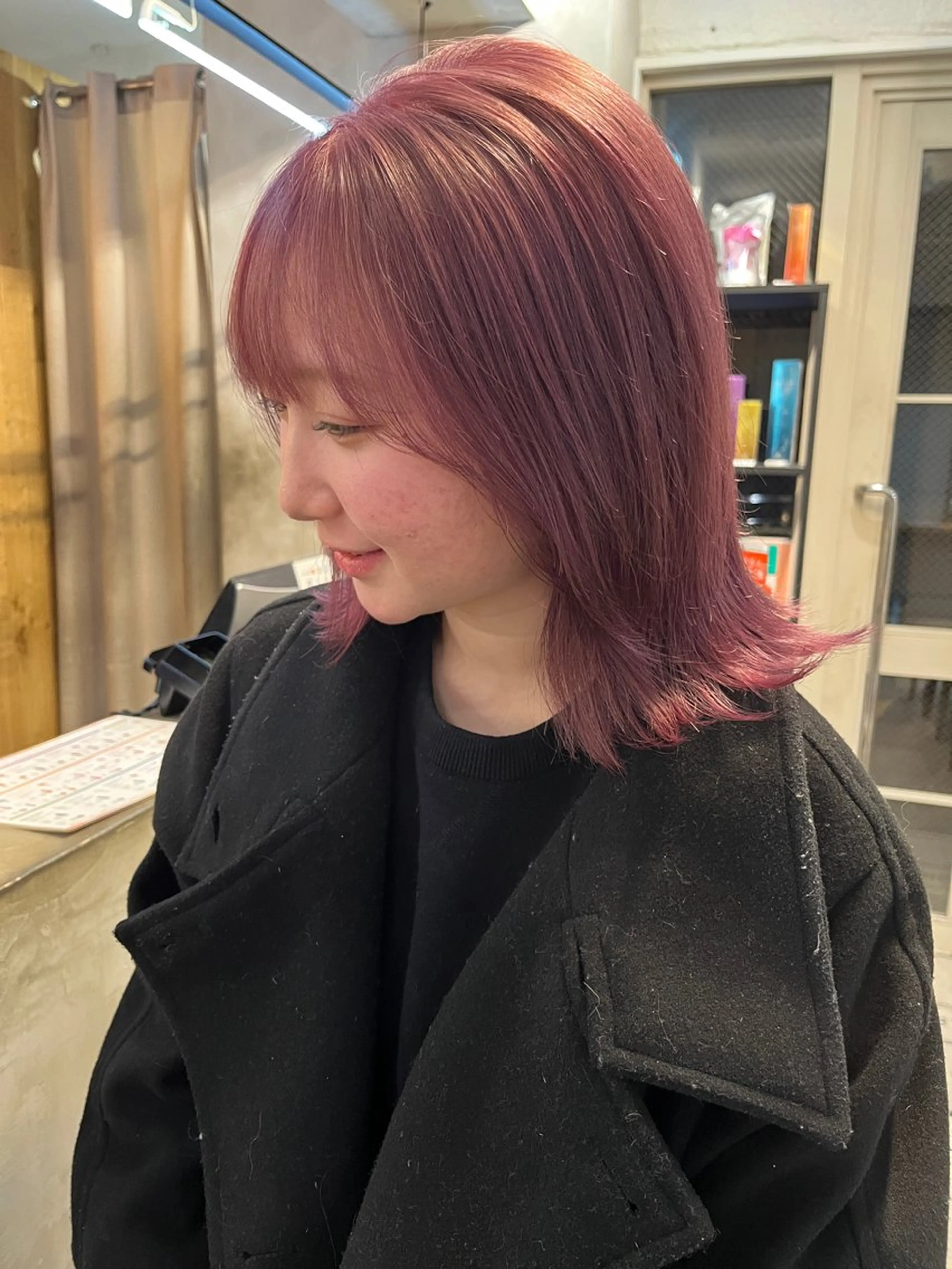 セミロング カラー 透明感カラー ナチュラルなヘア /ヨシダトモキのヘアスタイル