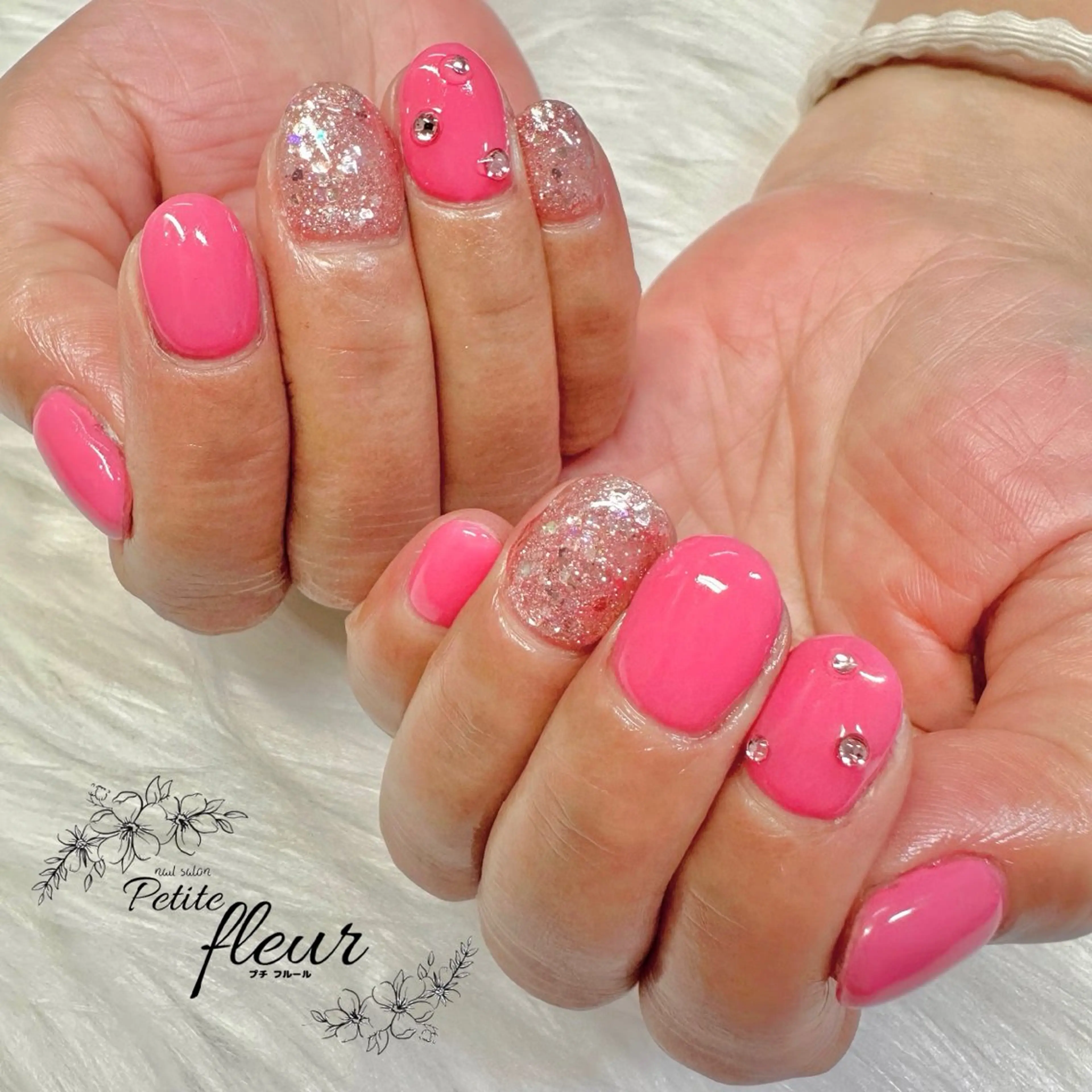 ネイル ピンク ストーンネイル ハンドネイル ❁⃘*。Petite fleur❁⃘*りさのネイルデザイン