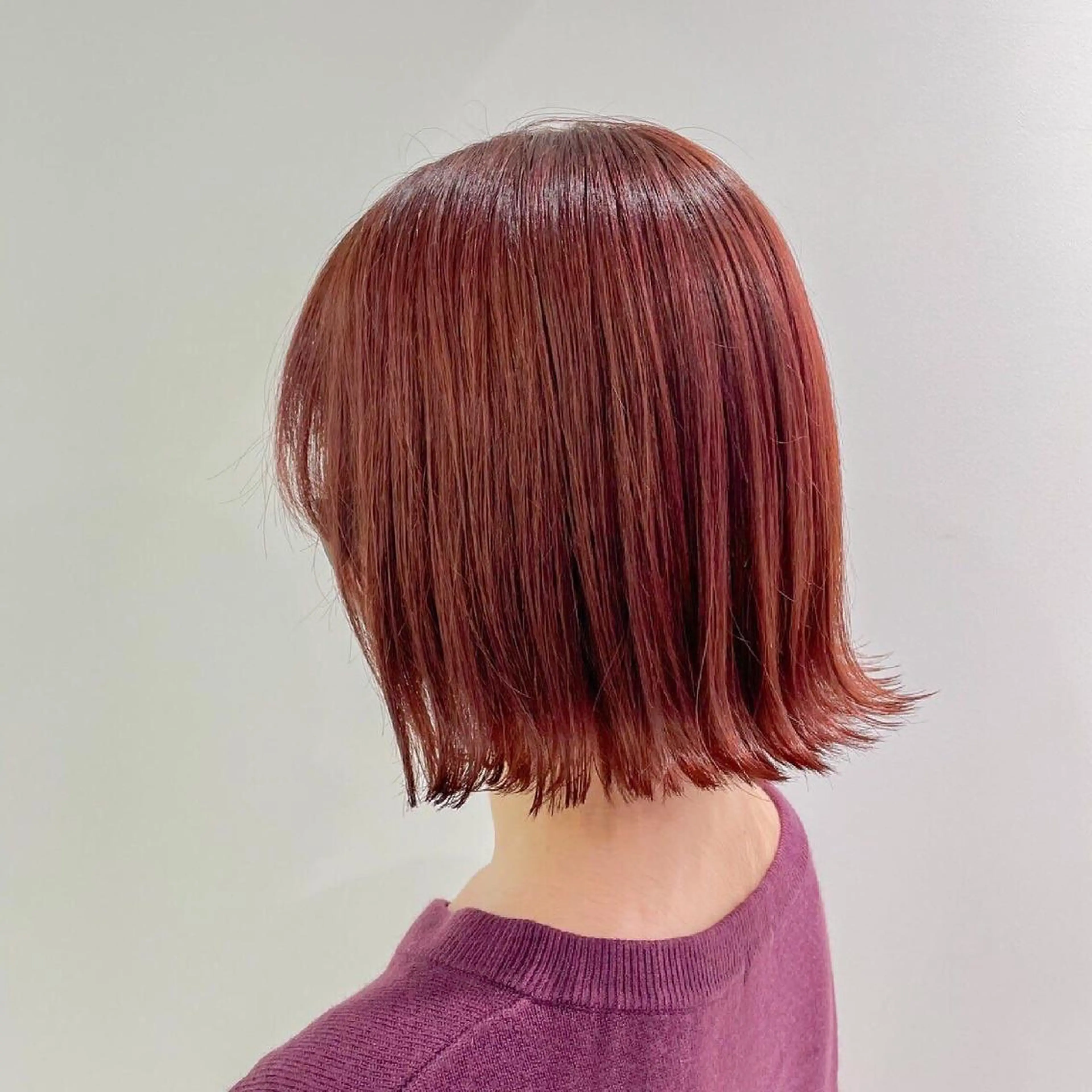 ミディアム 寒色＆ブリーチ特化 寒色MiOのヘアスタイル