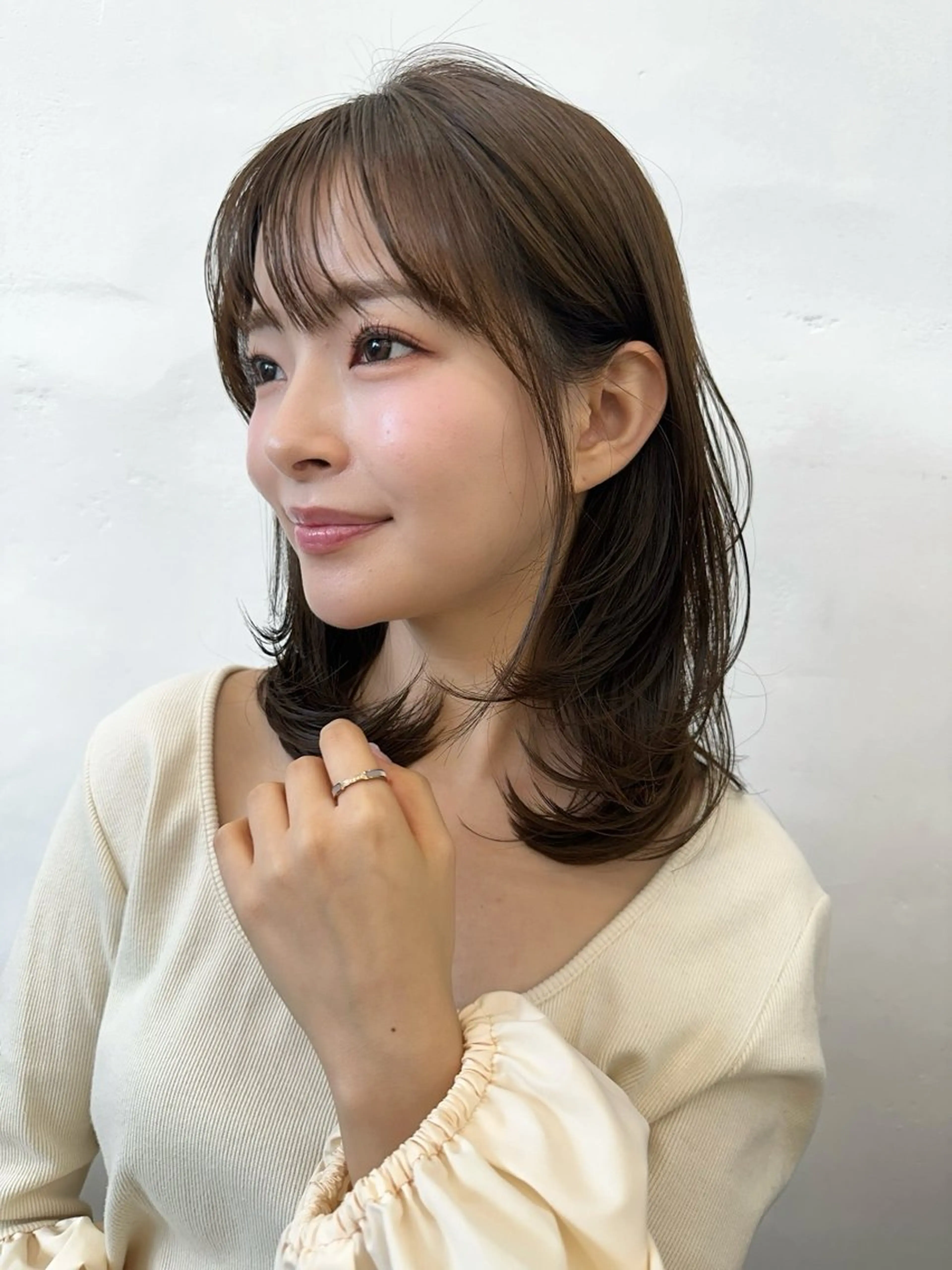 ミディアム カット ヘアカラー トリートメント 顔まわりカット/艶髪 カラー✨けいとのヘアスタイル