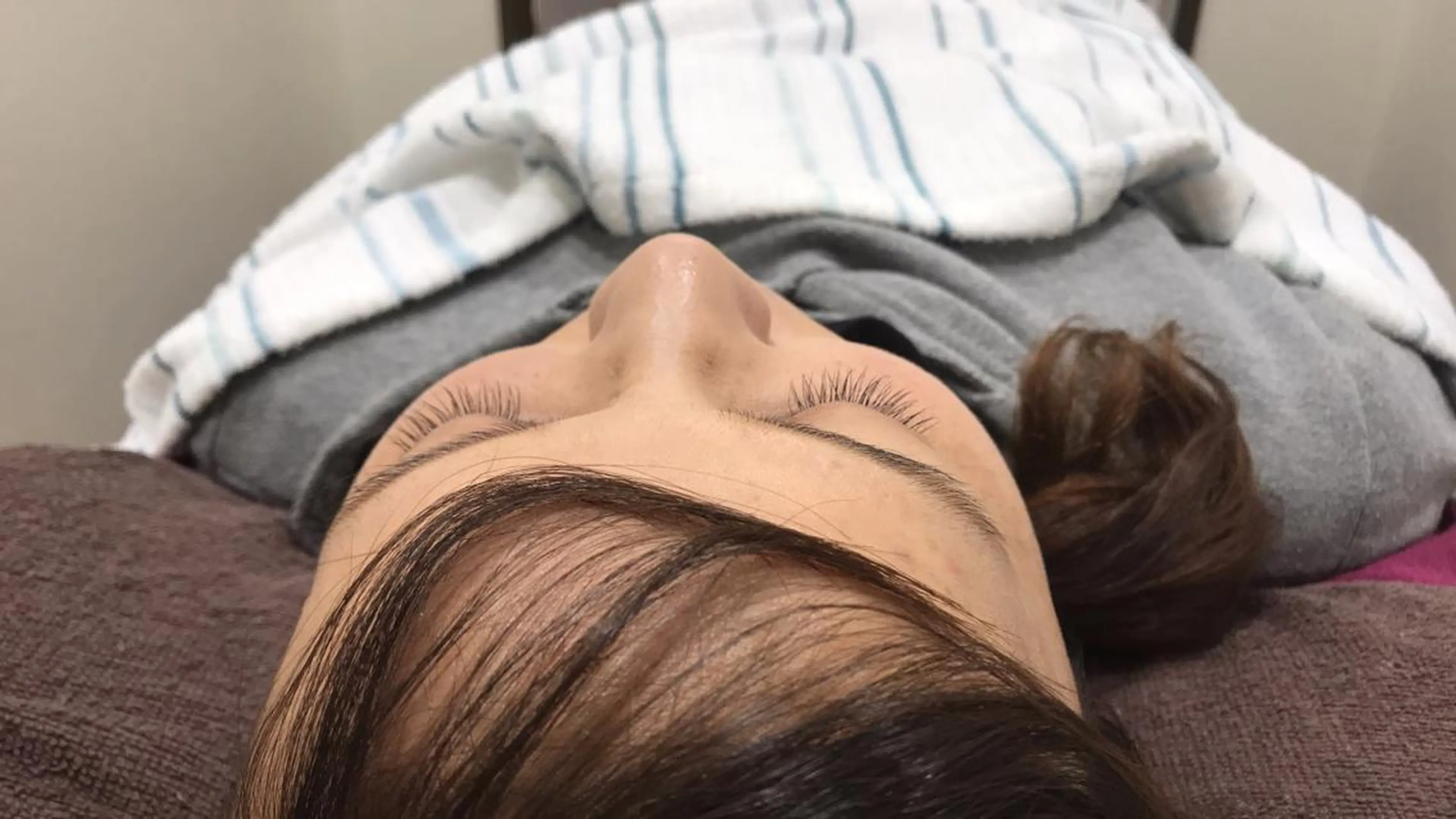 マツエク・マツパ Cカール Riru_M所属・リールエム 壁のマツエク・マツパデザイン