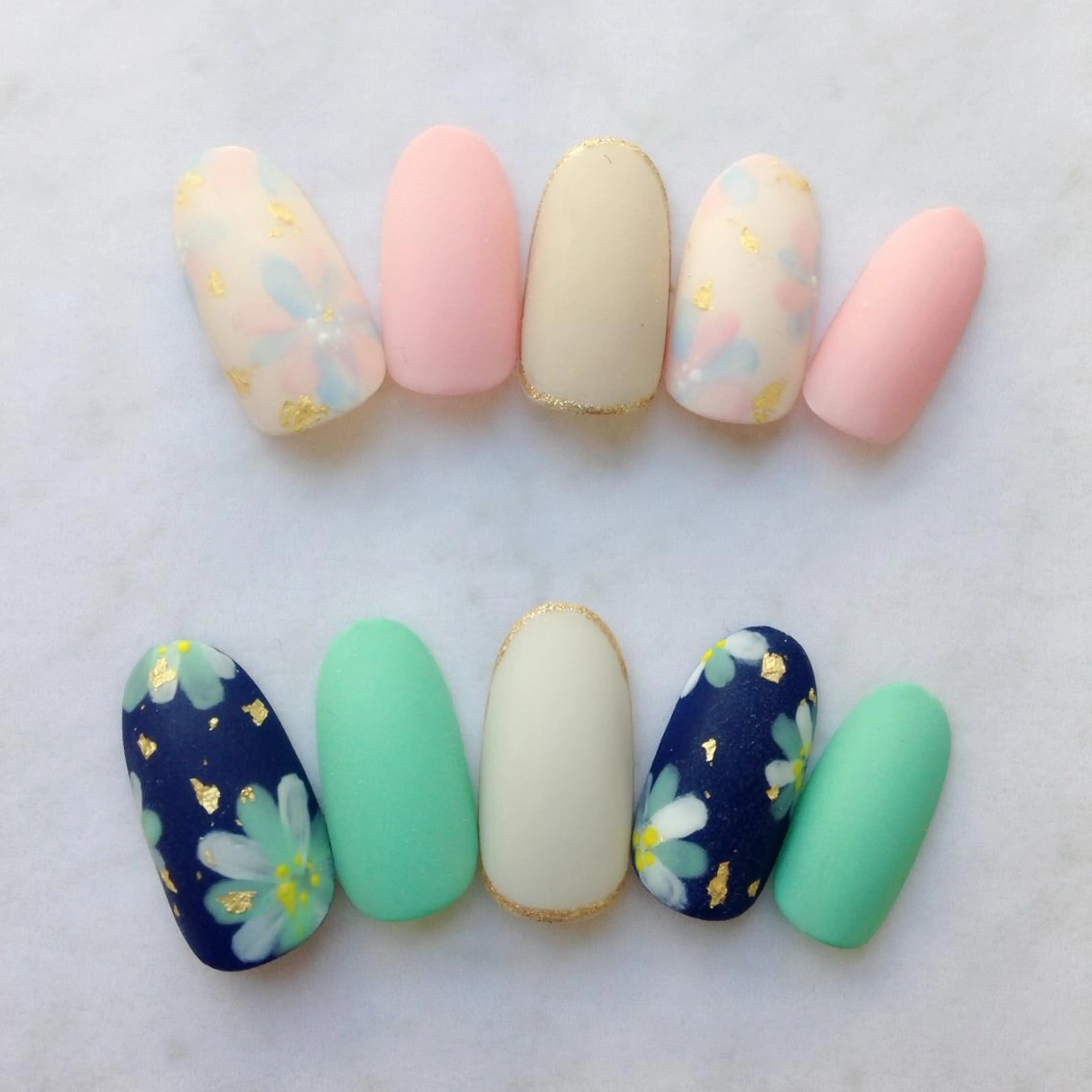 ネイル エルネイル アシスタントのネイルデザイン