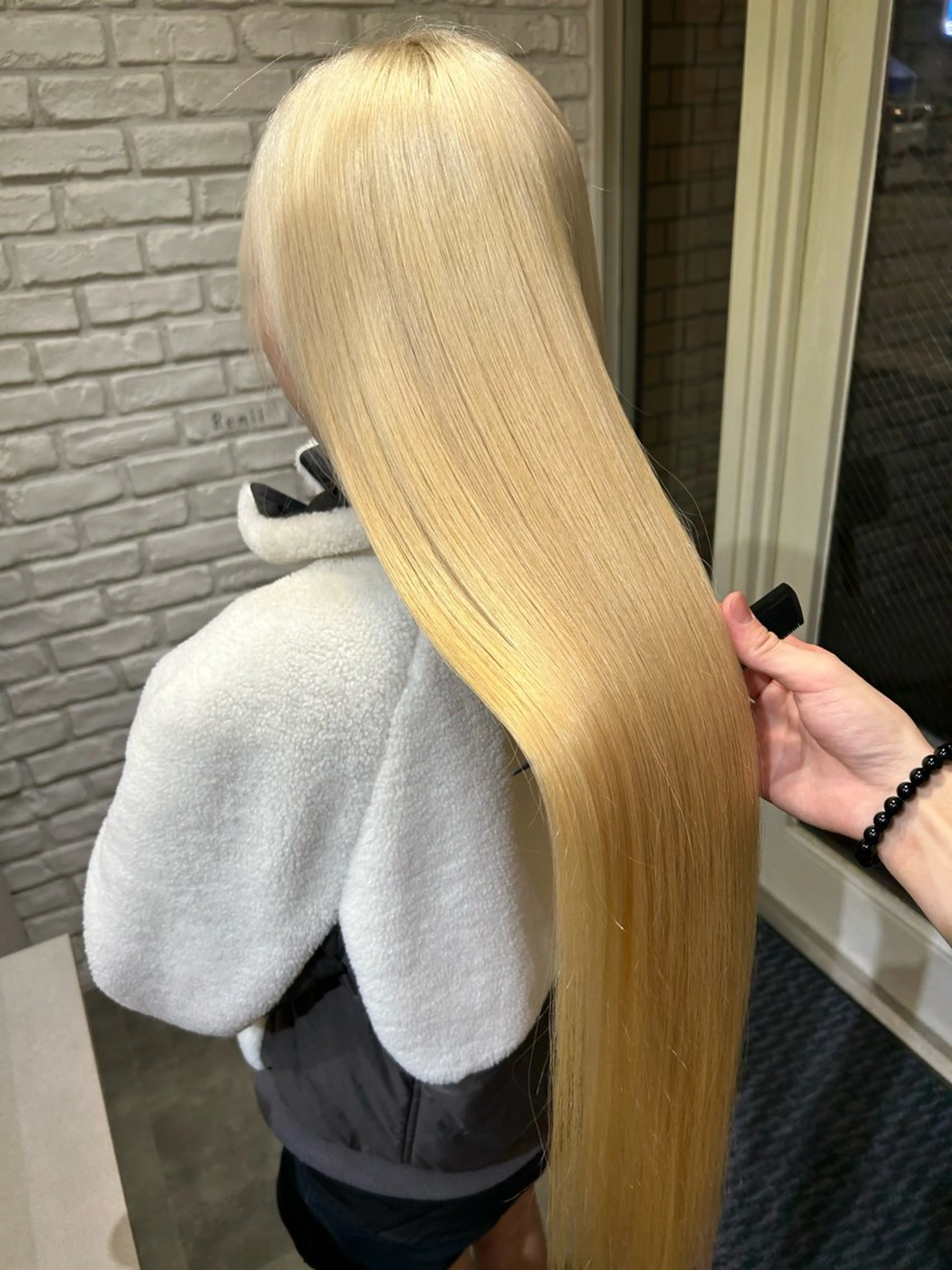 ロング ヘアカラー ︎☀️はるき︎︎☀️ カラーモデル募集中✨のヘアスタイル