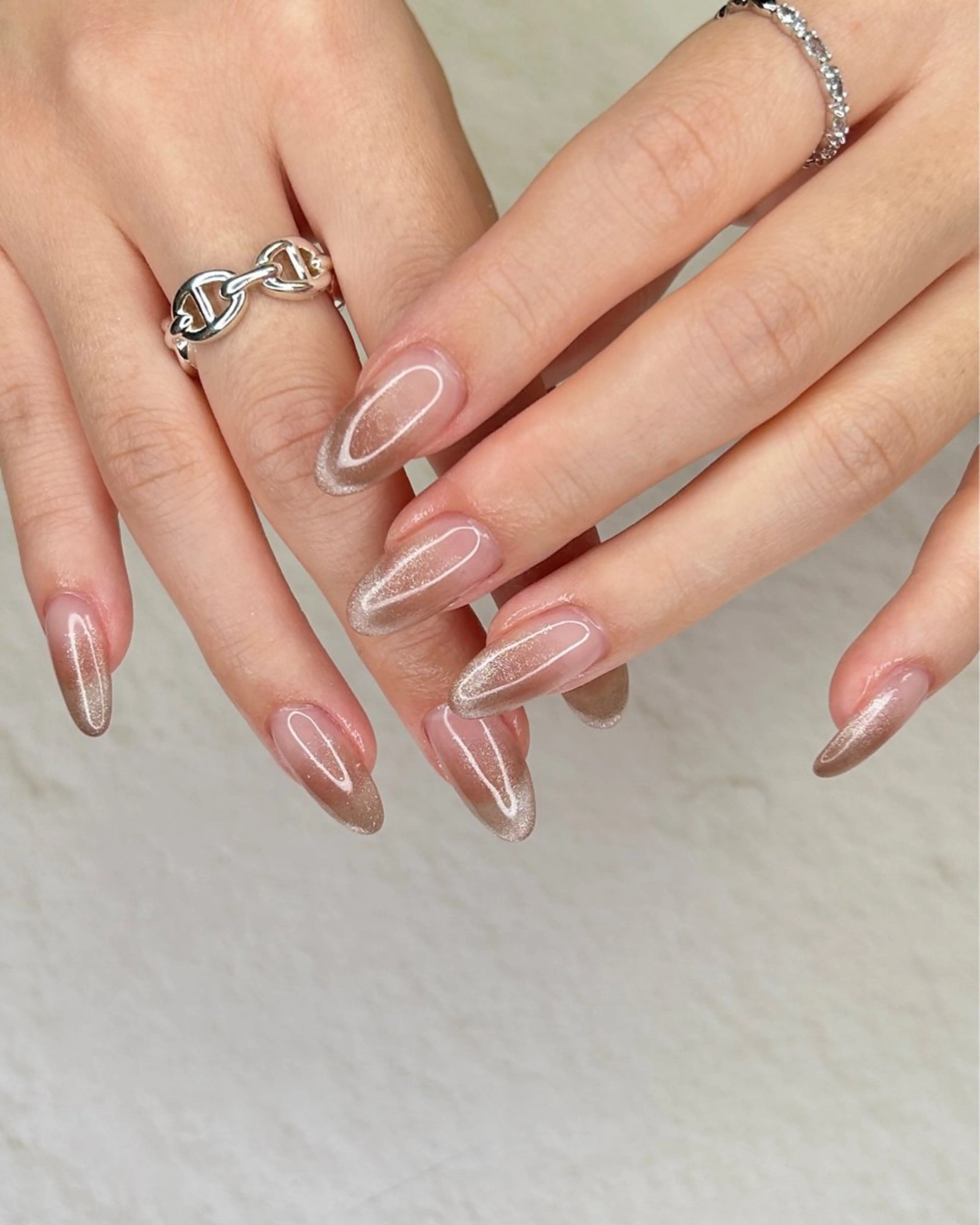 ネイル ハンドネイル フットネイル ease NAIL SALONのネイルデザイン