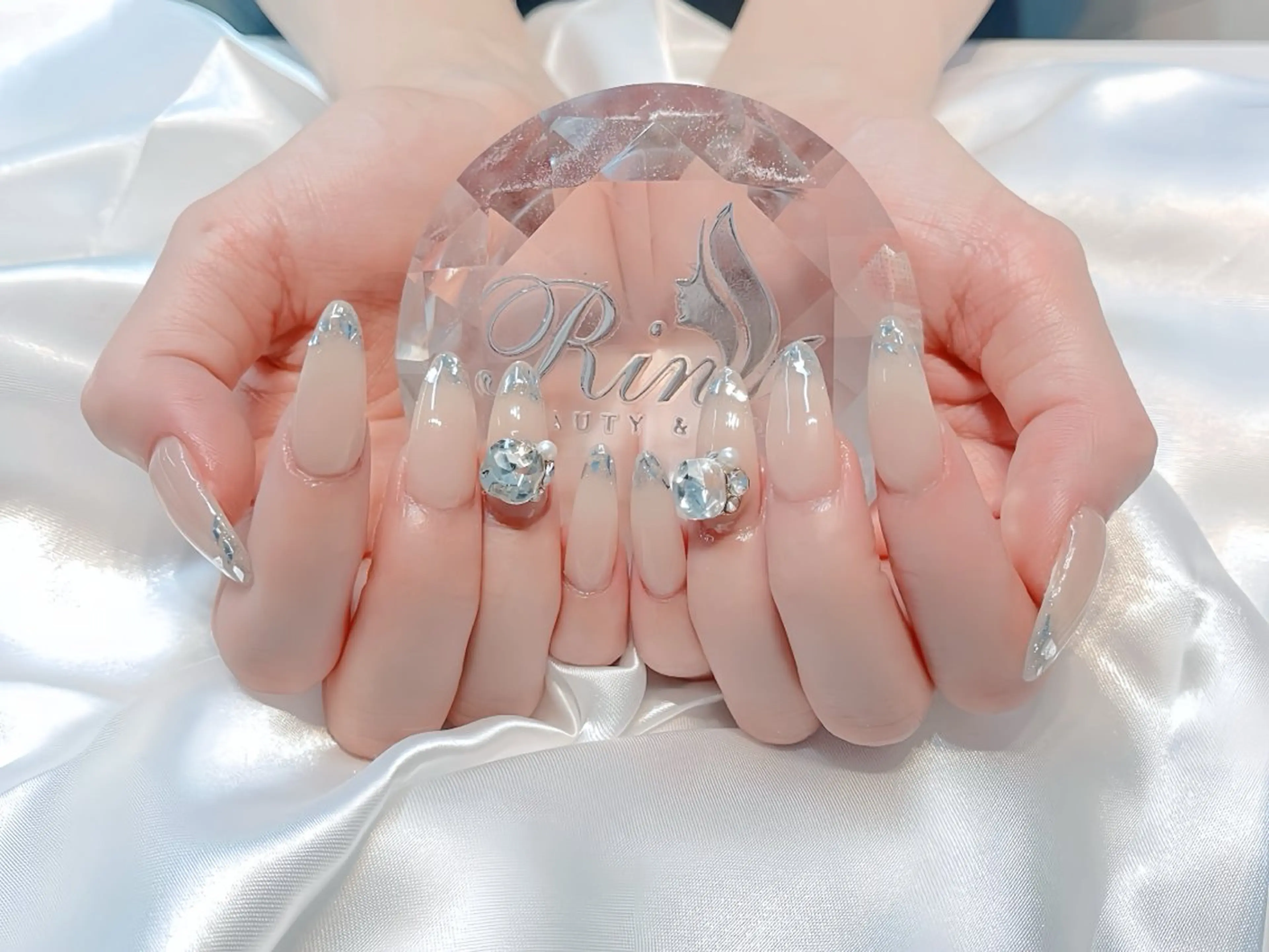 ネイル チークネイル フラッシュネイル フラワーネイル フットネイル ジェルネイル ハンドネイル Rin Nail Shinokuboのネイルデザイン