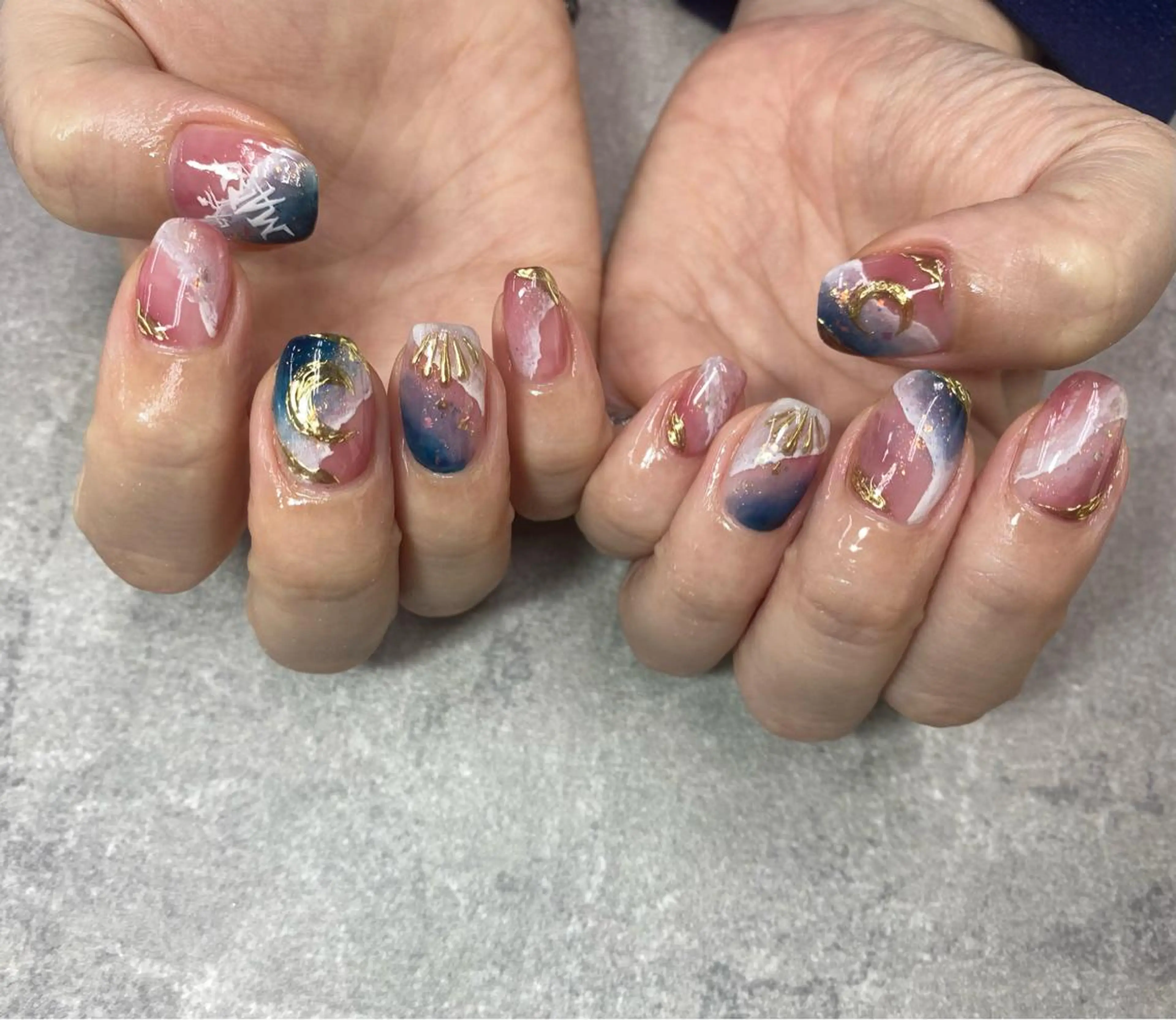 ネイル フットネイル フレンチネイル ジェルネイル ガラスフレンチ グラデーション ハンドネイル okada kannaのネイルデザイン