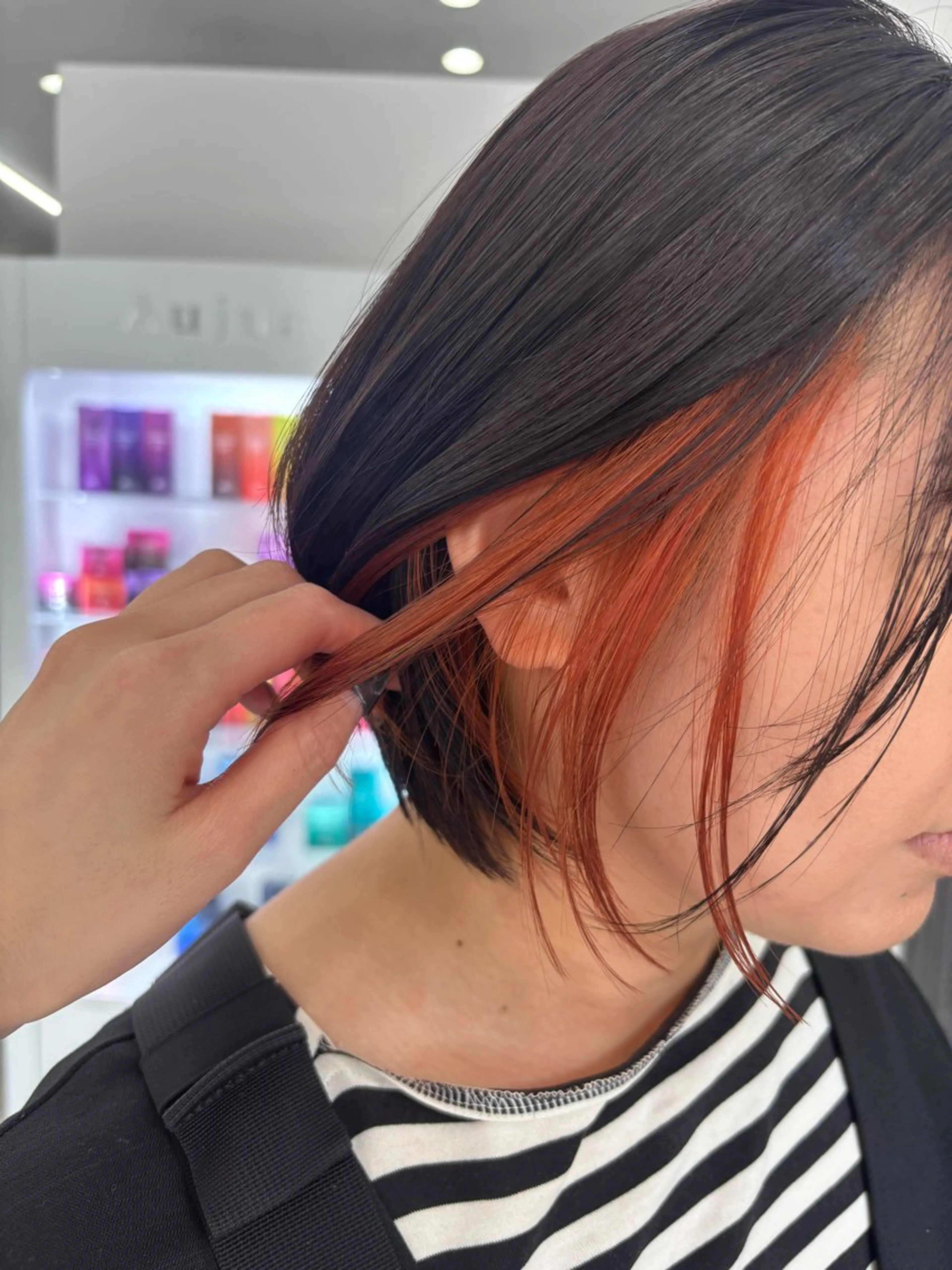 ミディアム ショートボブ ボブ カット ヘアカラー トリートメント 新村 華奈絵のヘアスタイル